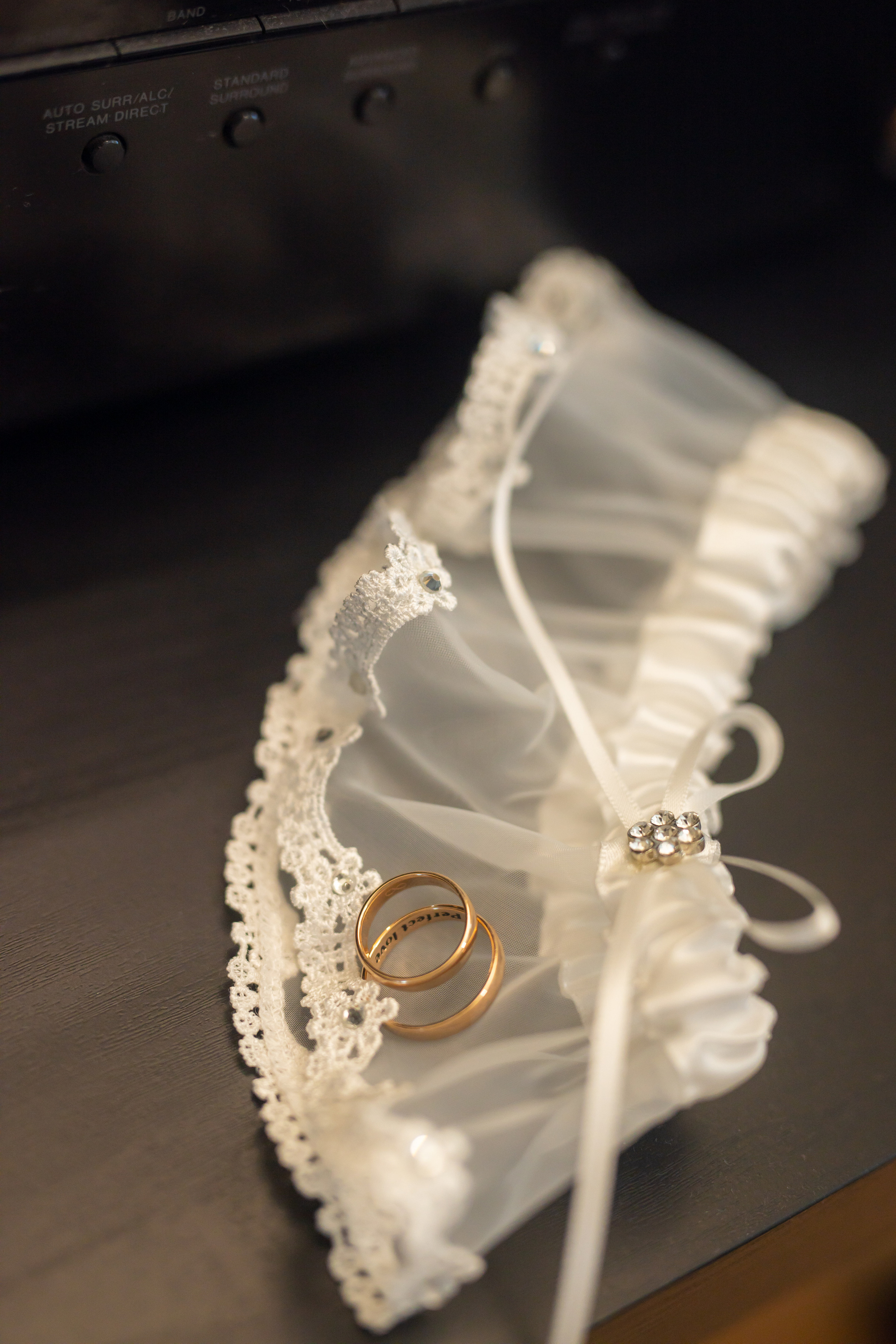 Свадебная прогулка в Царицыно. Профессиональная фото и видеосъемка. Москва