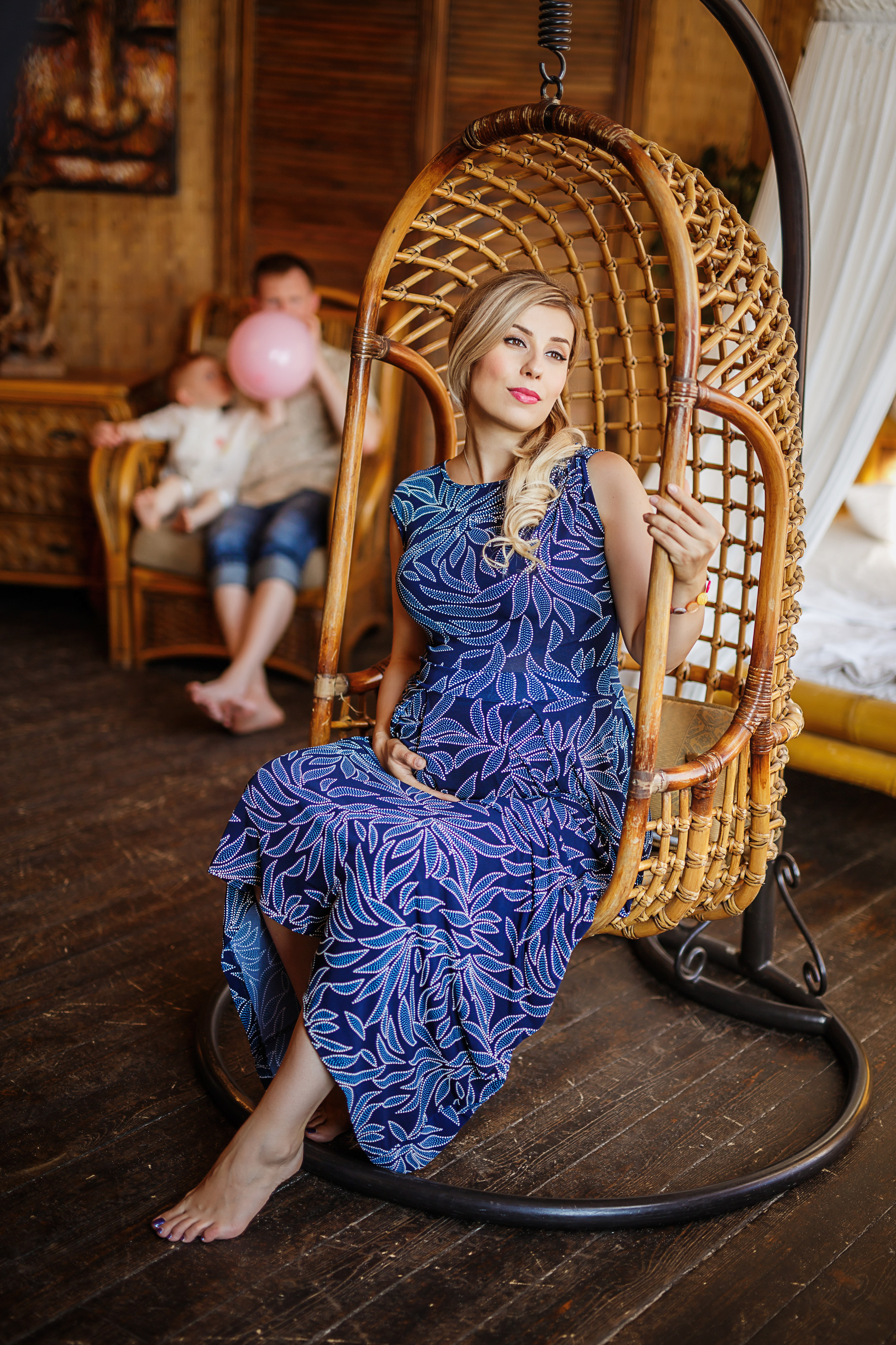 Фотосессия в ожидании чуда в Москве. Профессиональная фото и видеосъемка. Москва