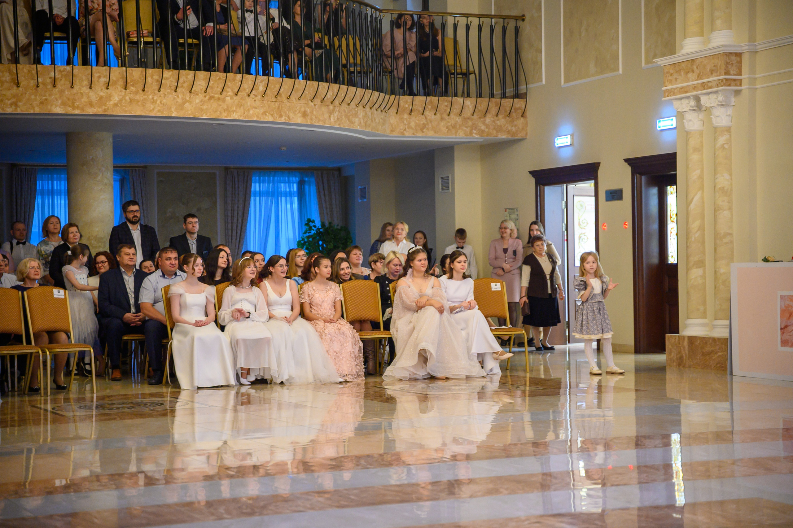 Бал ФМШ 7 класс. Фотограф новорожденных, семейный детский в Тюмени Татьяна Морозова