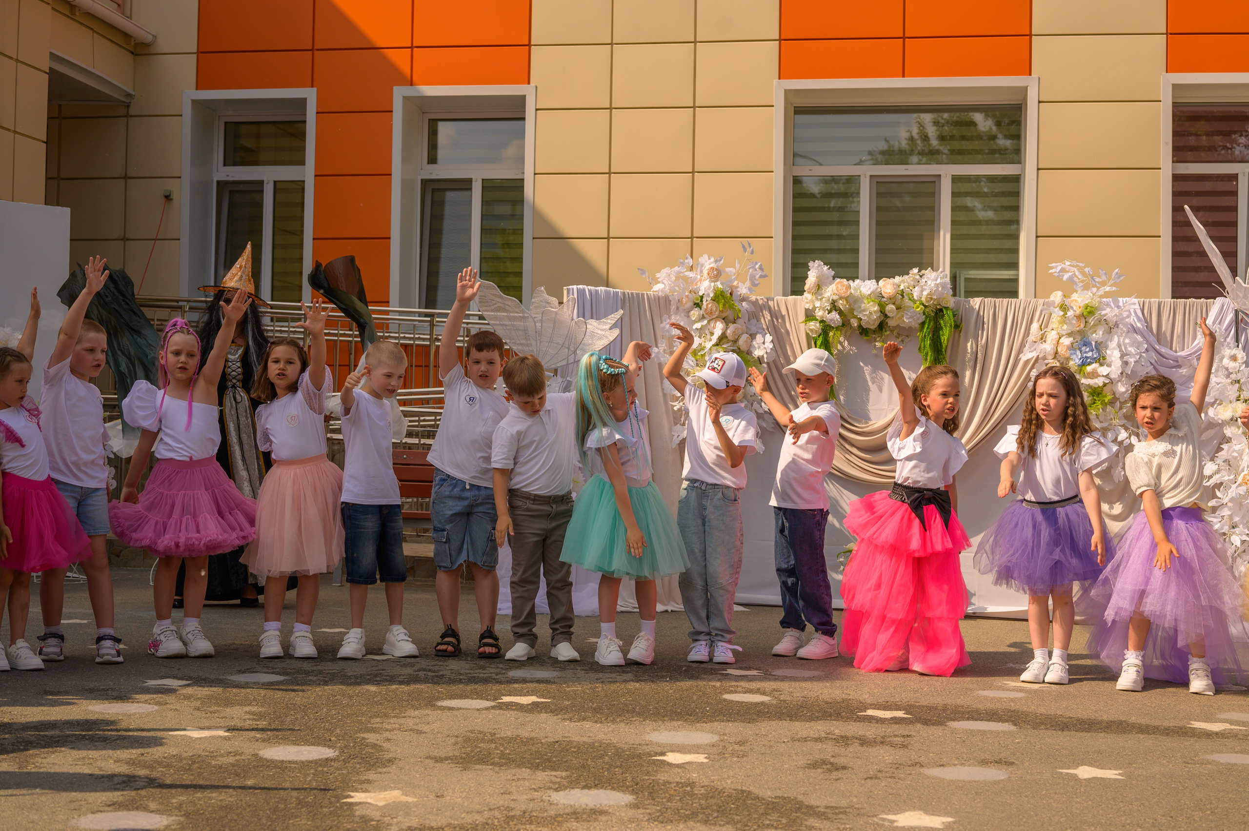 Репортаж выпускного группа «Фантазёры» 3 садик. Фотограф новорожденных, семейный детский в Тюмени Татьяна Морозова