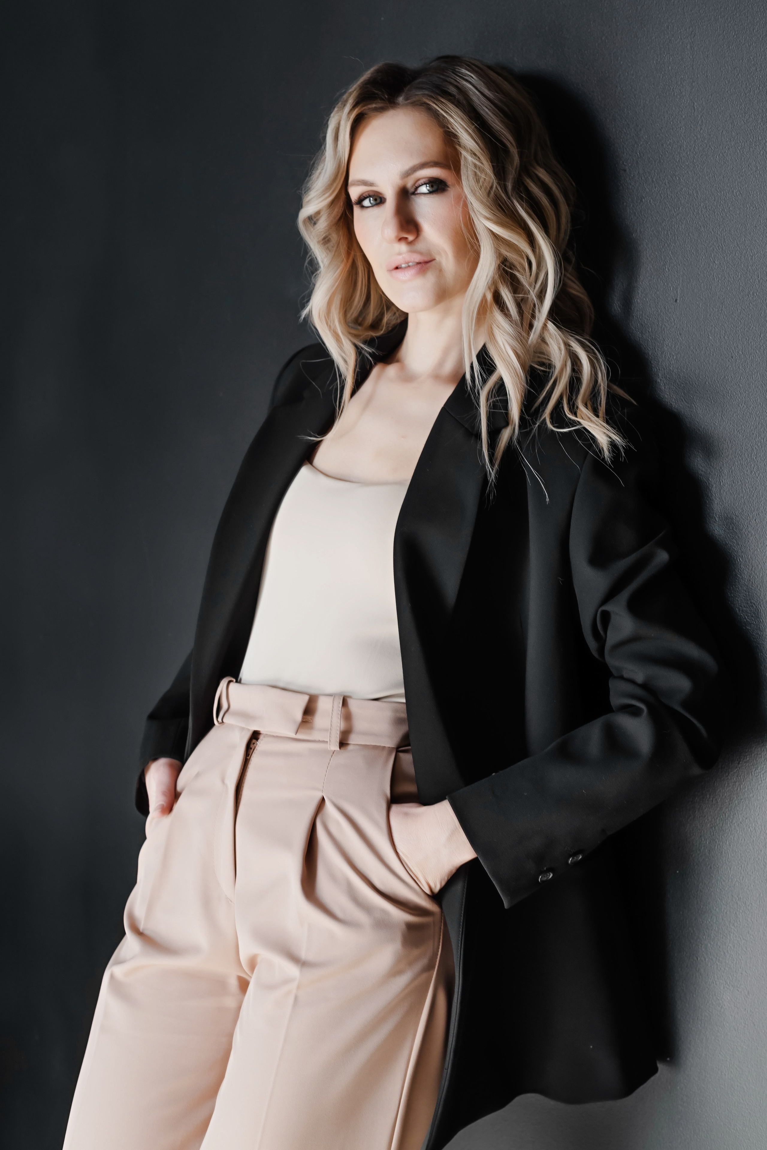 Бизнес портрет для дизайнера интерьеров. Свадебный и семейный фотограф в Новосибирске, Санкт-Петербурге, Москве