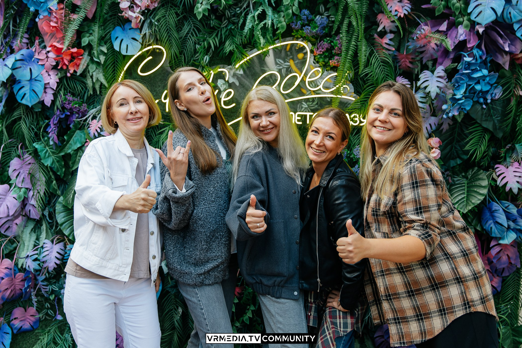 Ресторан «Лазурный Берег»: День строителя