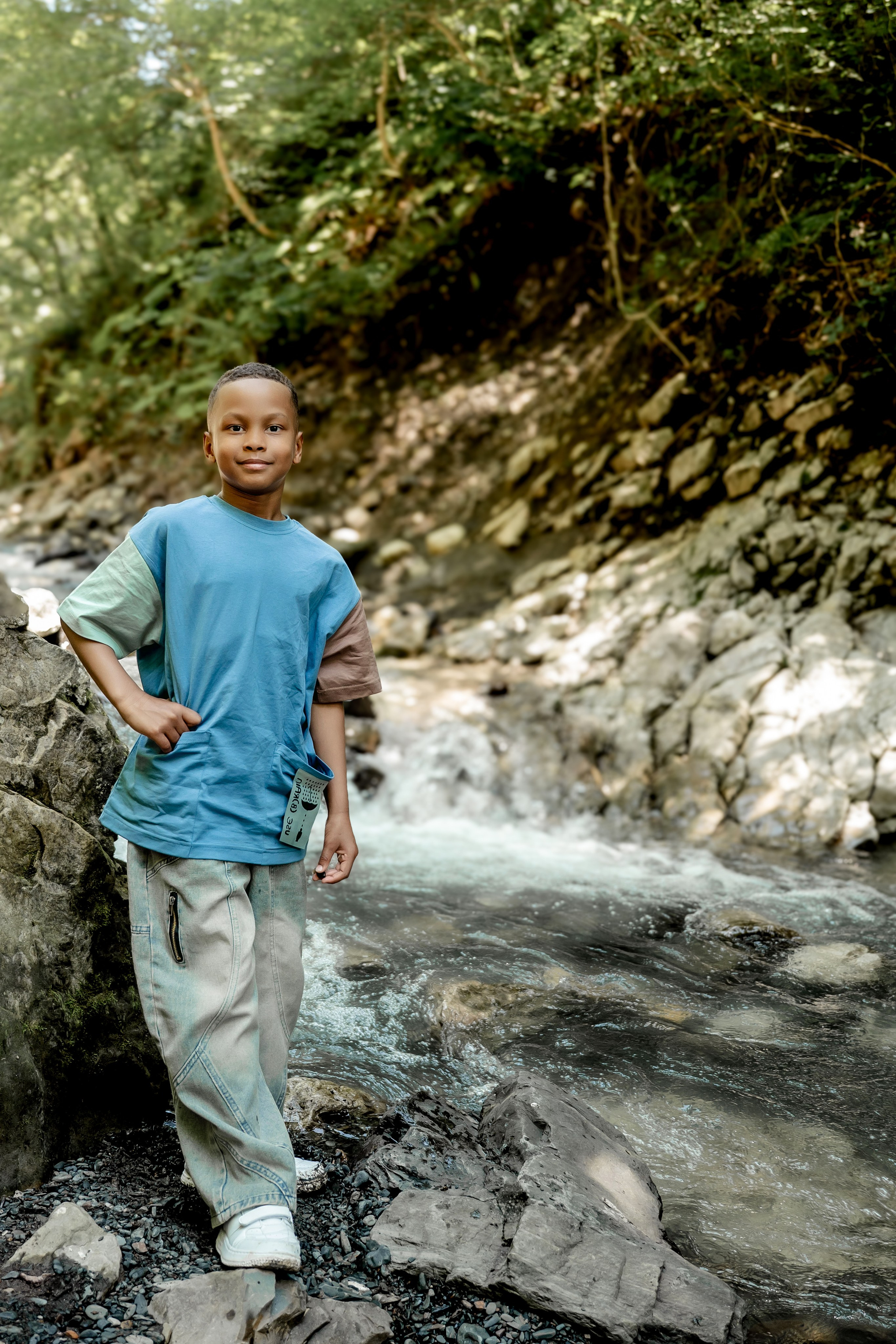 Тьерри и Светлана у реки. Наталья Слесаренко фотограф в Сочи