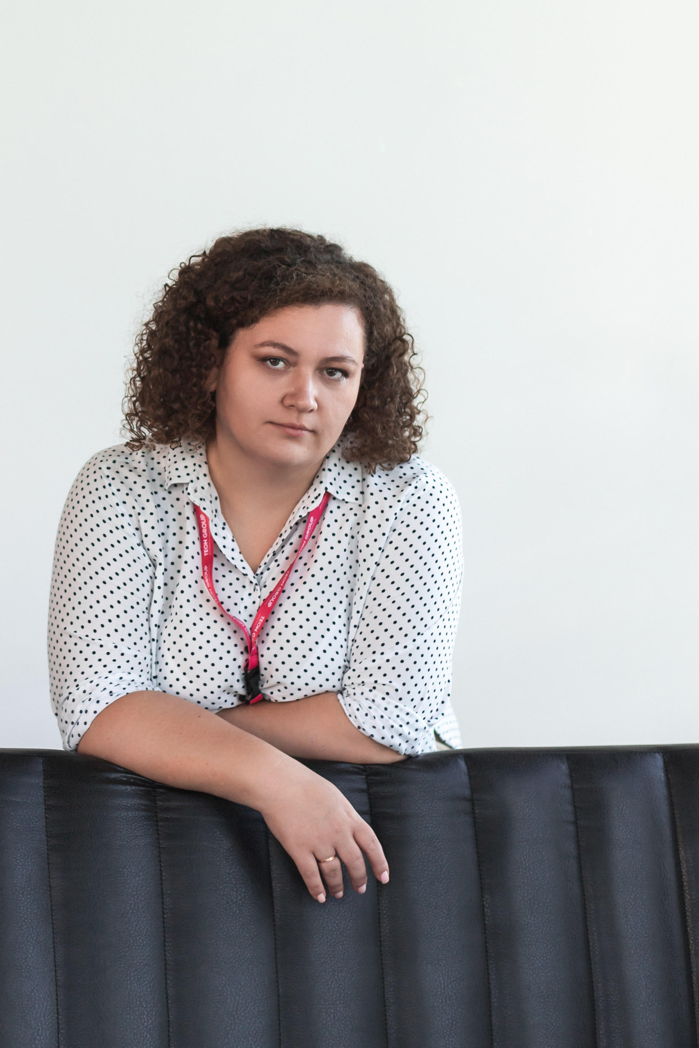 TEON Group_бизнес-портрет сотрудников. Фотограф Воронеж, Новая Усмань Мария Бублик