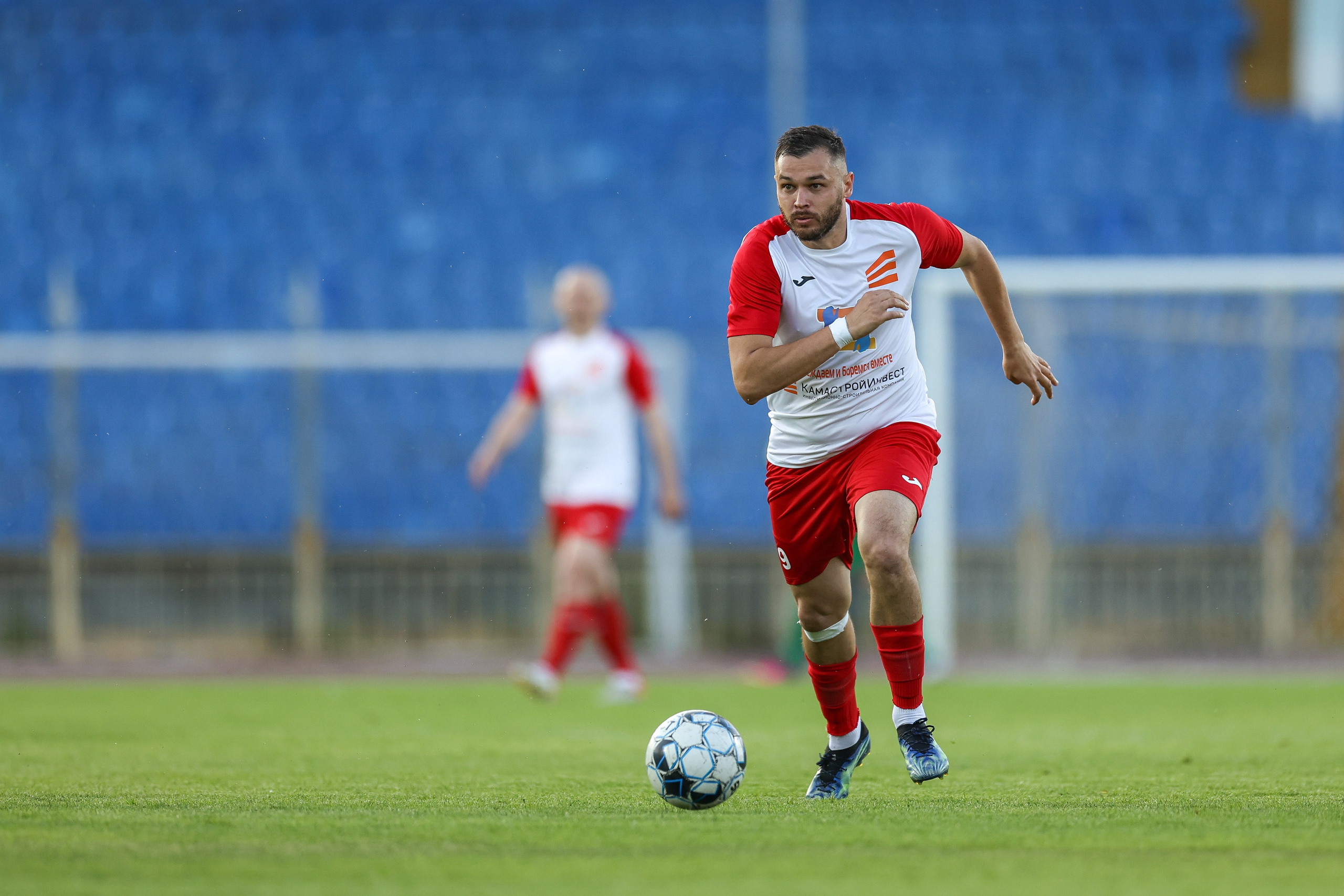 Благотворительный футбольный матч Друзья Бурмистрова vs ФК Fight Nights. Спортивный репортажный фотограф Казань Нафис Сиразетдинов