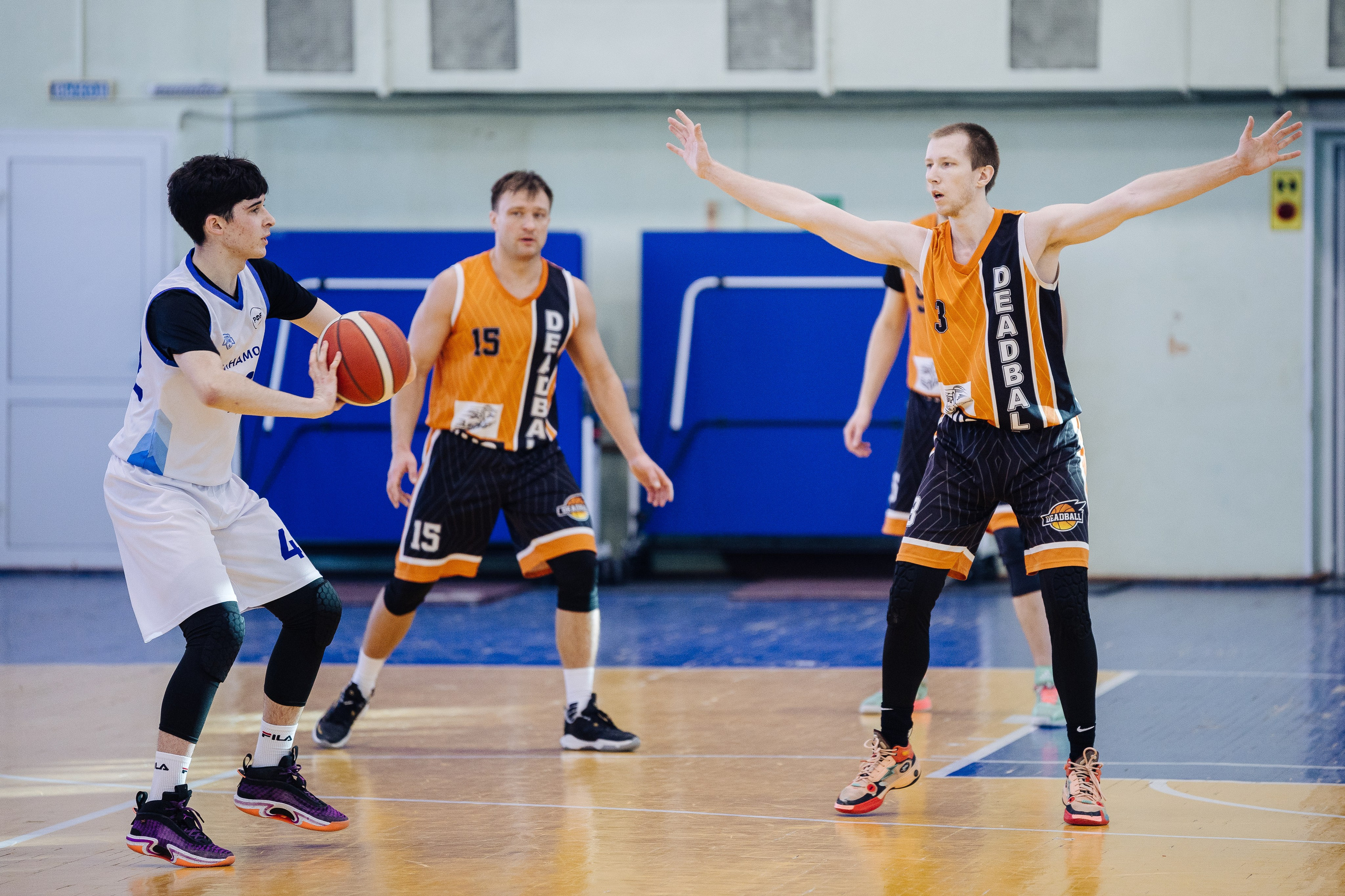 Любительский Чемпионат Магнитогорска по баскетболу // 09.02.25. Денис Прохоров Фотограф в г. Магнитогорск