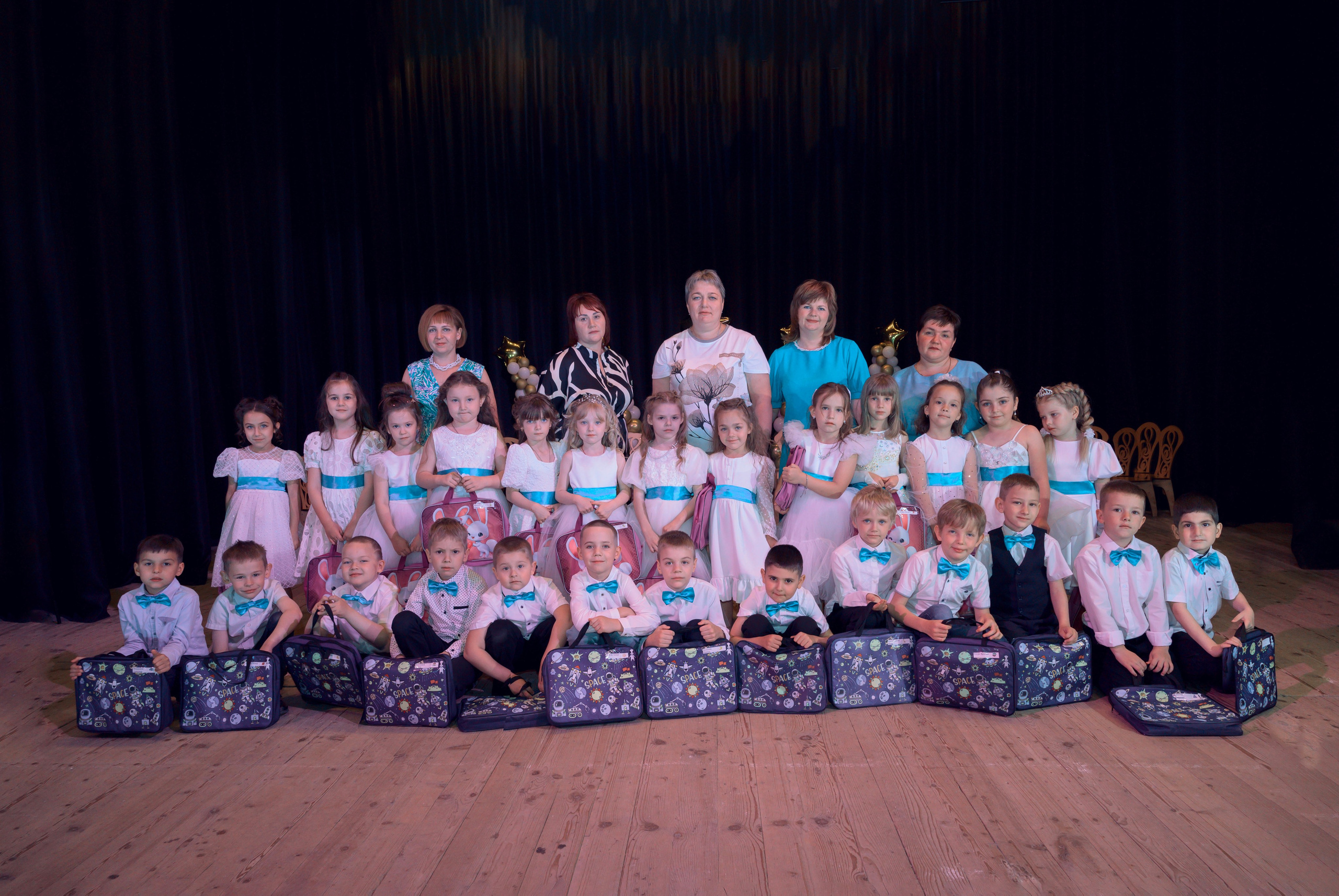 Школьная фотография. Арт студия «Пегас». Фото- и видео- съемка