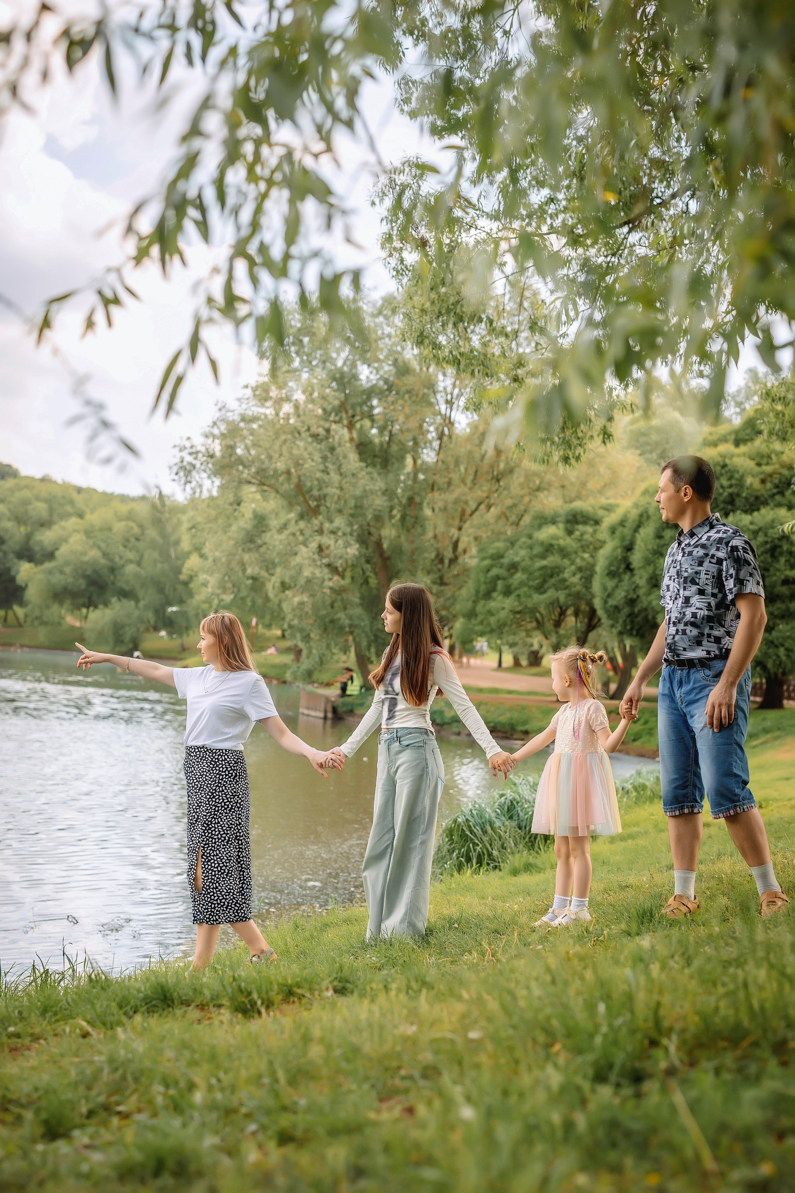 Семейная прогулка в Царицыно. Александр Антонов. Профессиональный свадебный, репортажный фотограф в Москве, Подольске. Фото+Видео на любой праздник