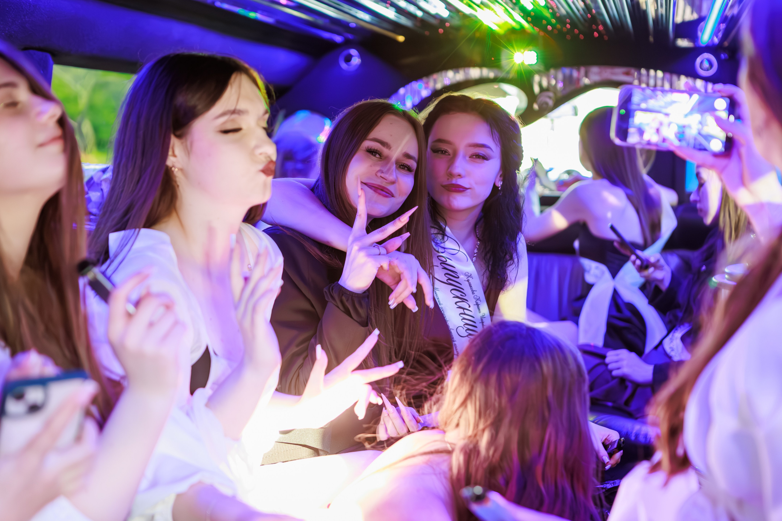 Выпускной колледж 2025. Репортажный фотограф Минск ❘ Костецкий Илья ❘ Беларусь