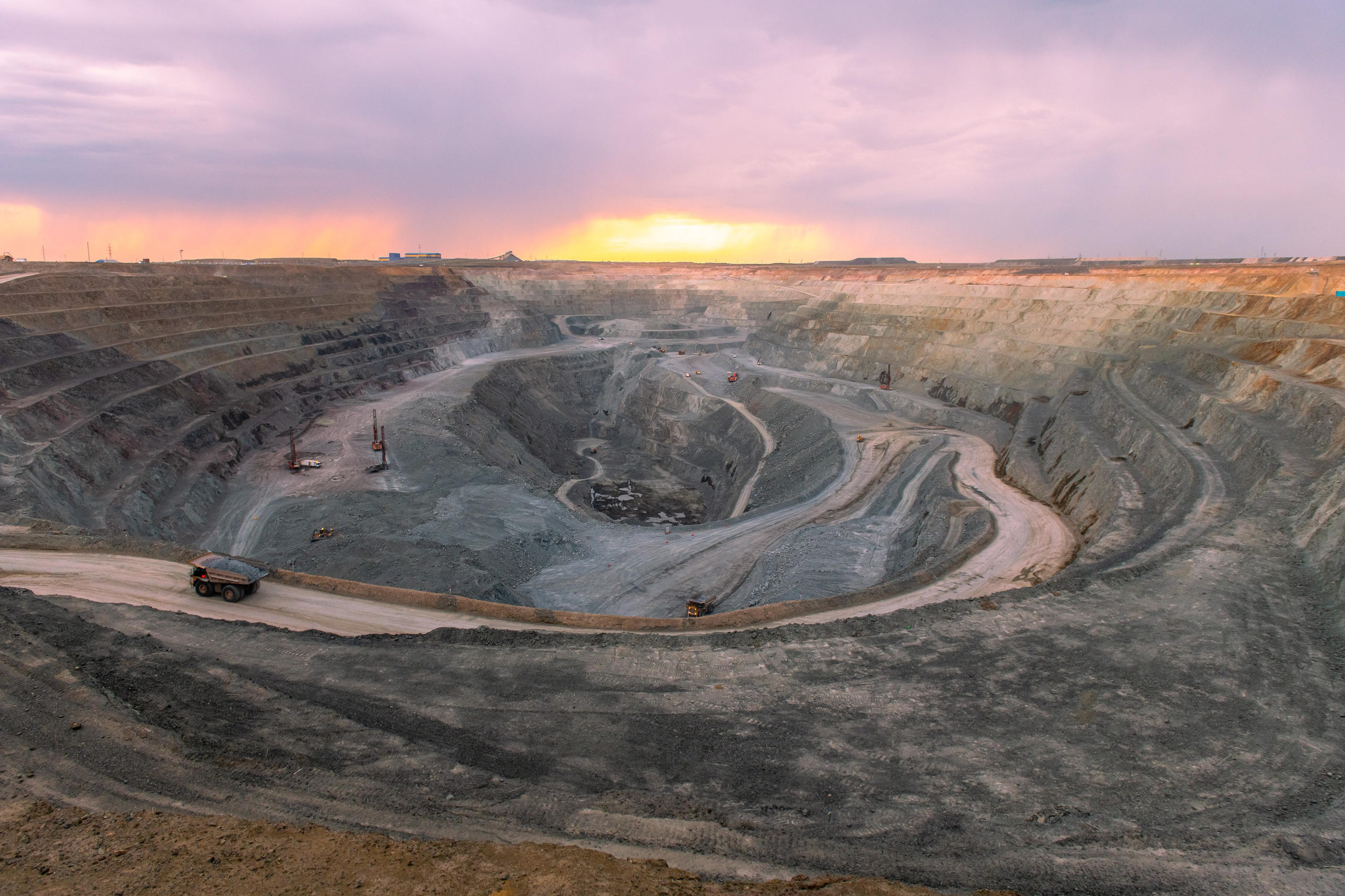 Промышленная съемка. Профессиональный фотограф в Алматы Влад Семёнов