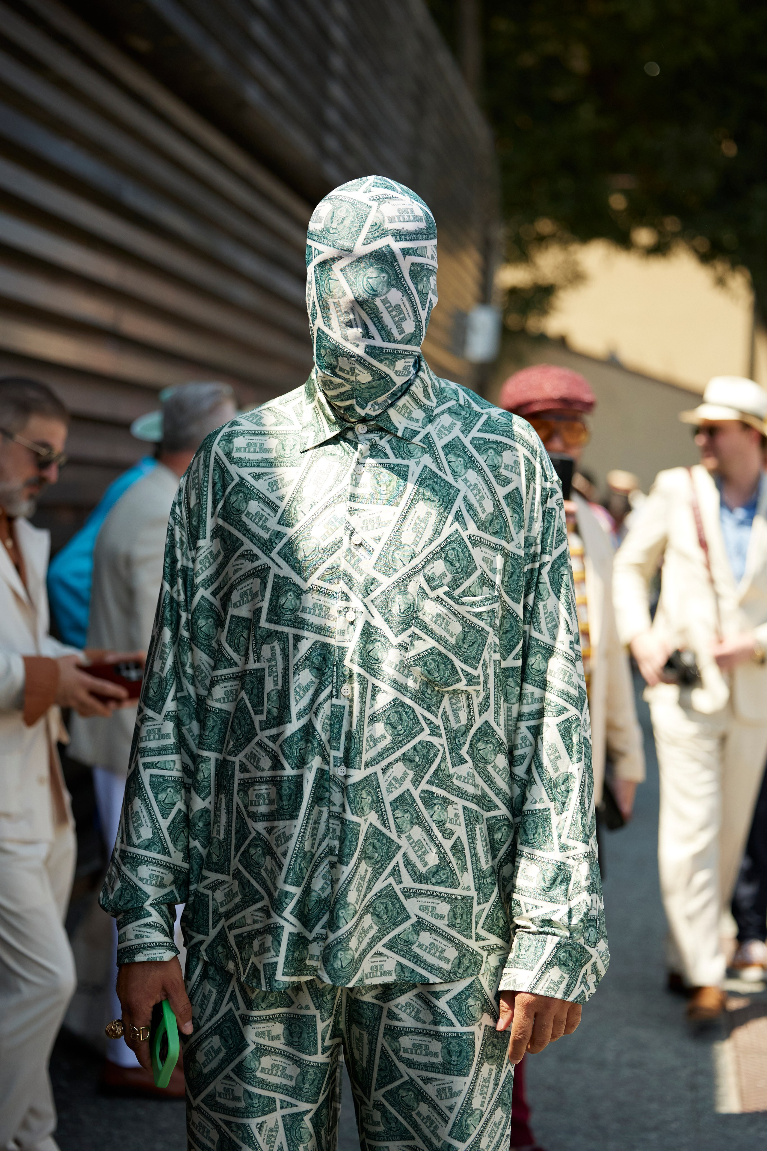 Piti Uomo 108 Day 2. Photographer in Milan Ivan Goncharov