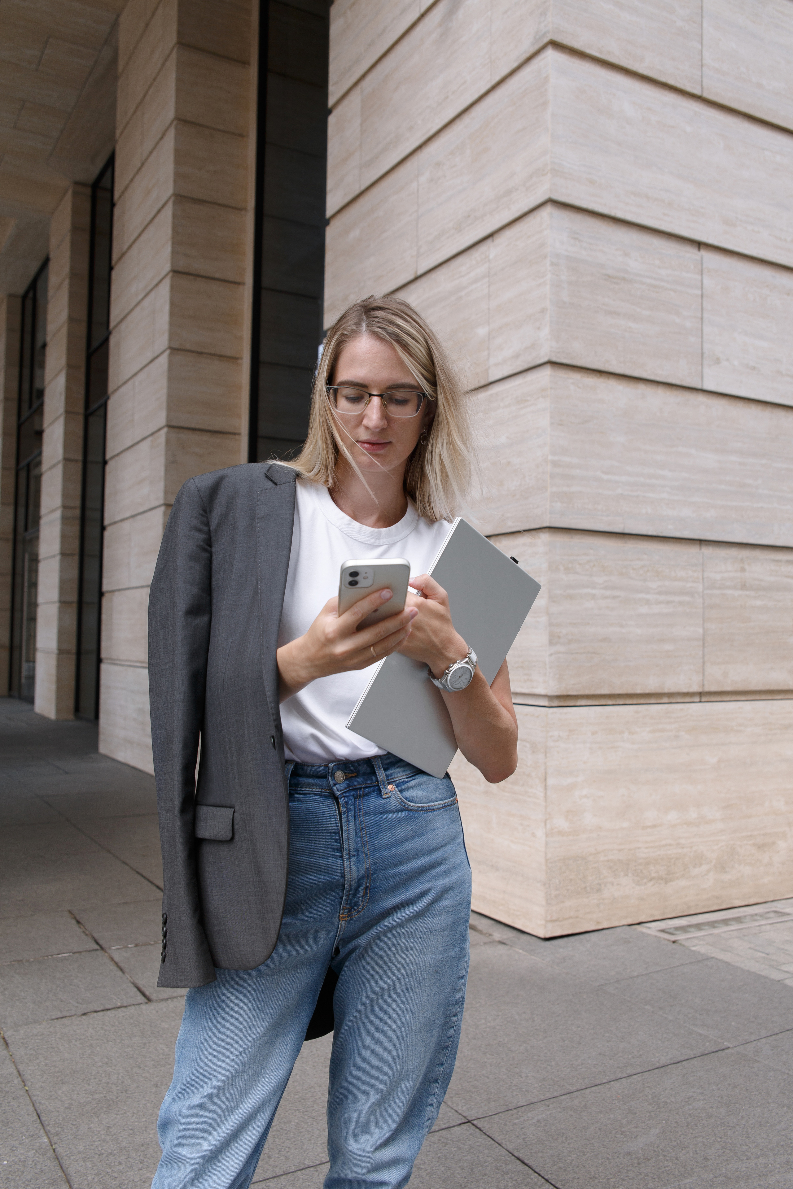 Контент съемка в Петербурге для SMM специалиста. Фотограф в Санкт-Петербурге и Москве