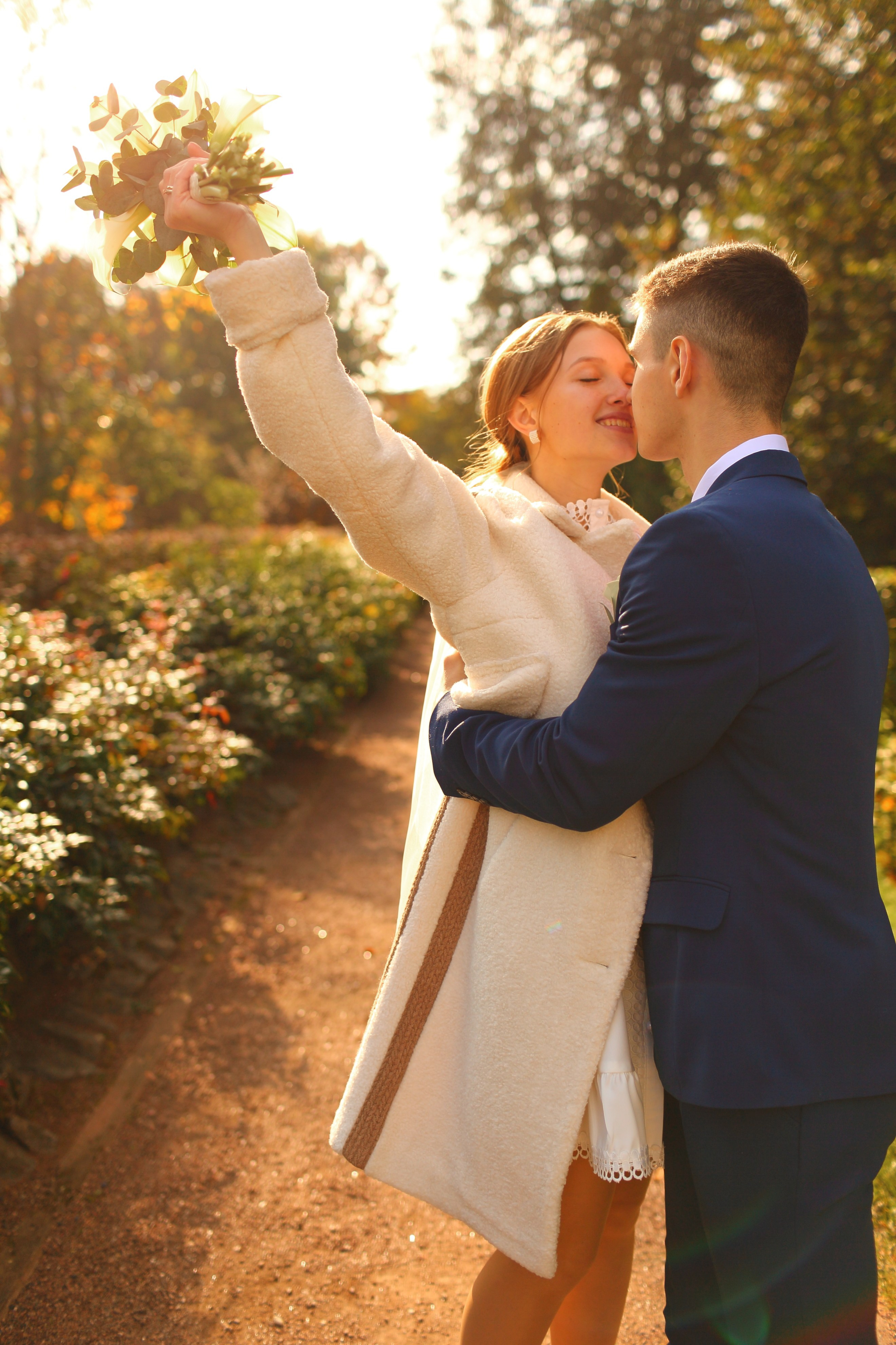 Съемка пары в осеннем городе и в студии. Свадебный и репортажный фотограф в Ярославле и Санкт-Петербурге Роман Микрюков