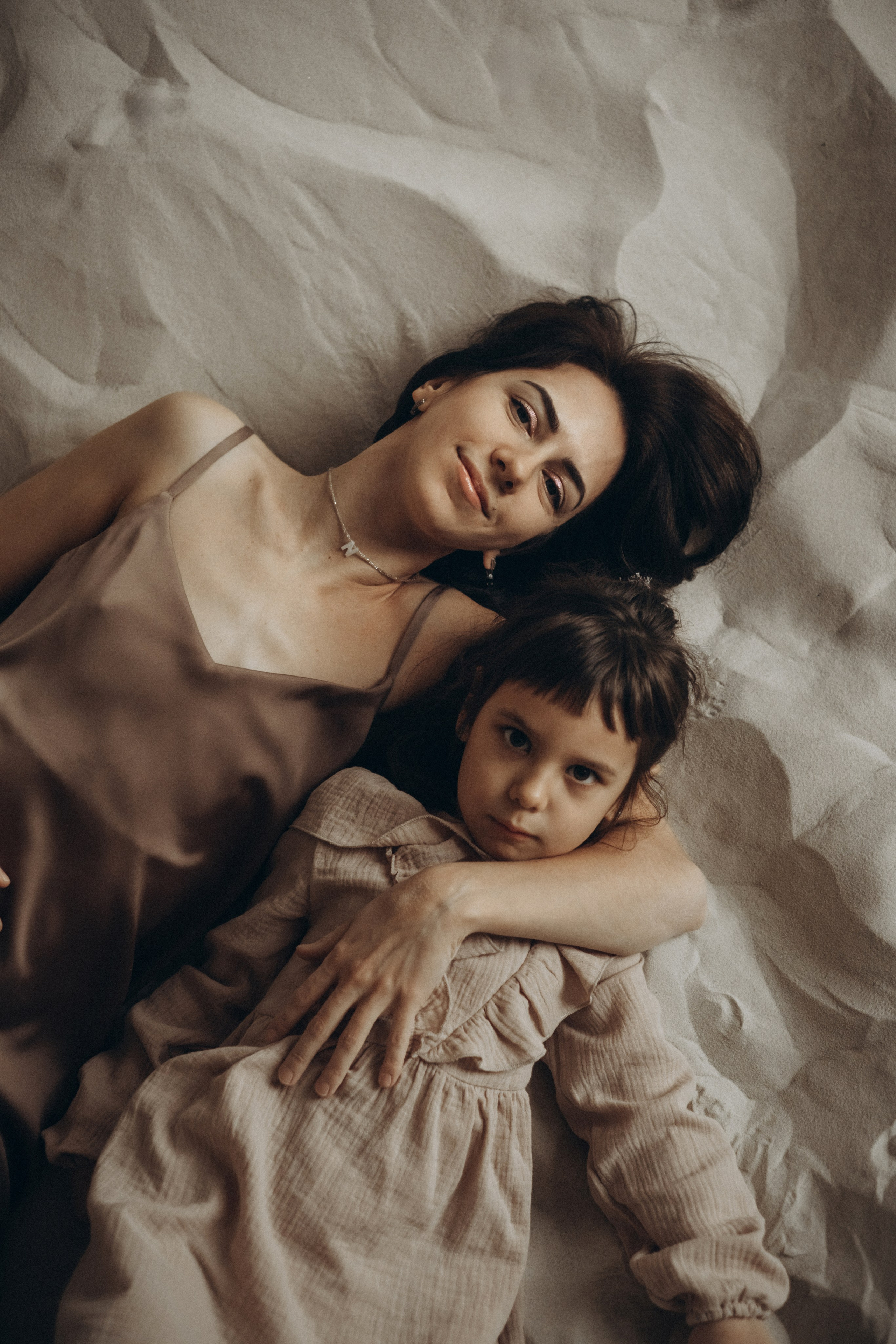 Семейная фотосессия в студии. Семейный и детский фотограф в Санкт-Петербурге