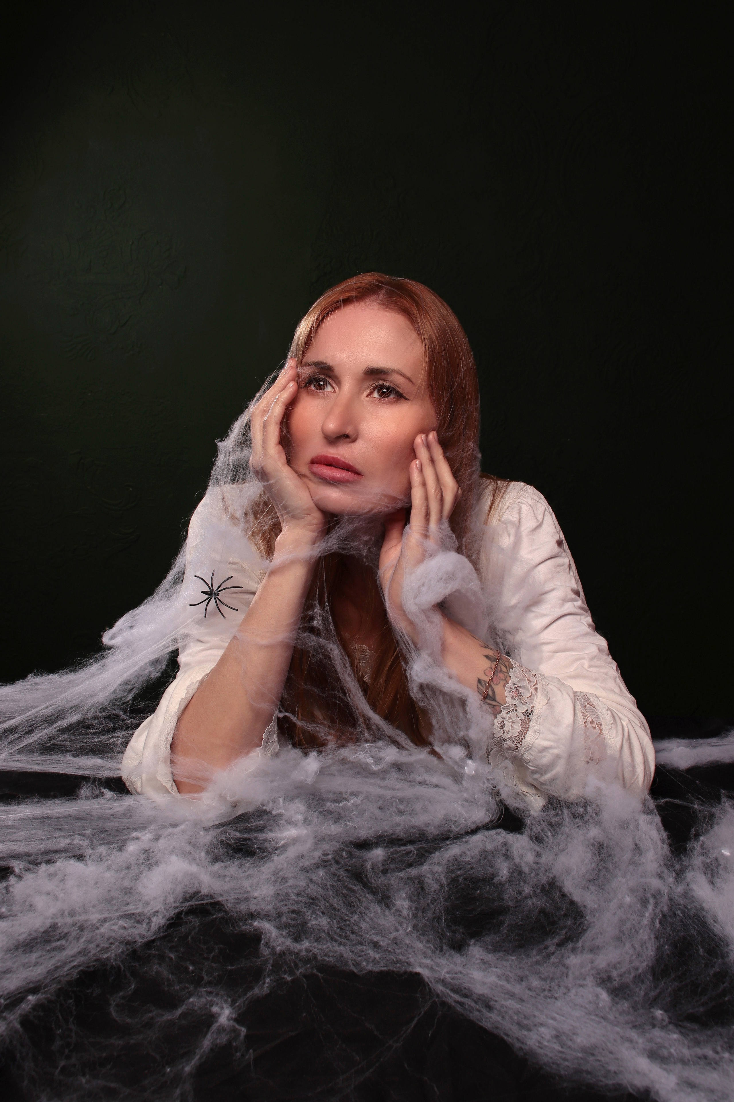 Студии & отели. Модель Москва каталожная и творческая съемка Anna Antlers