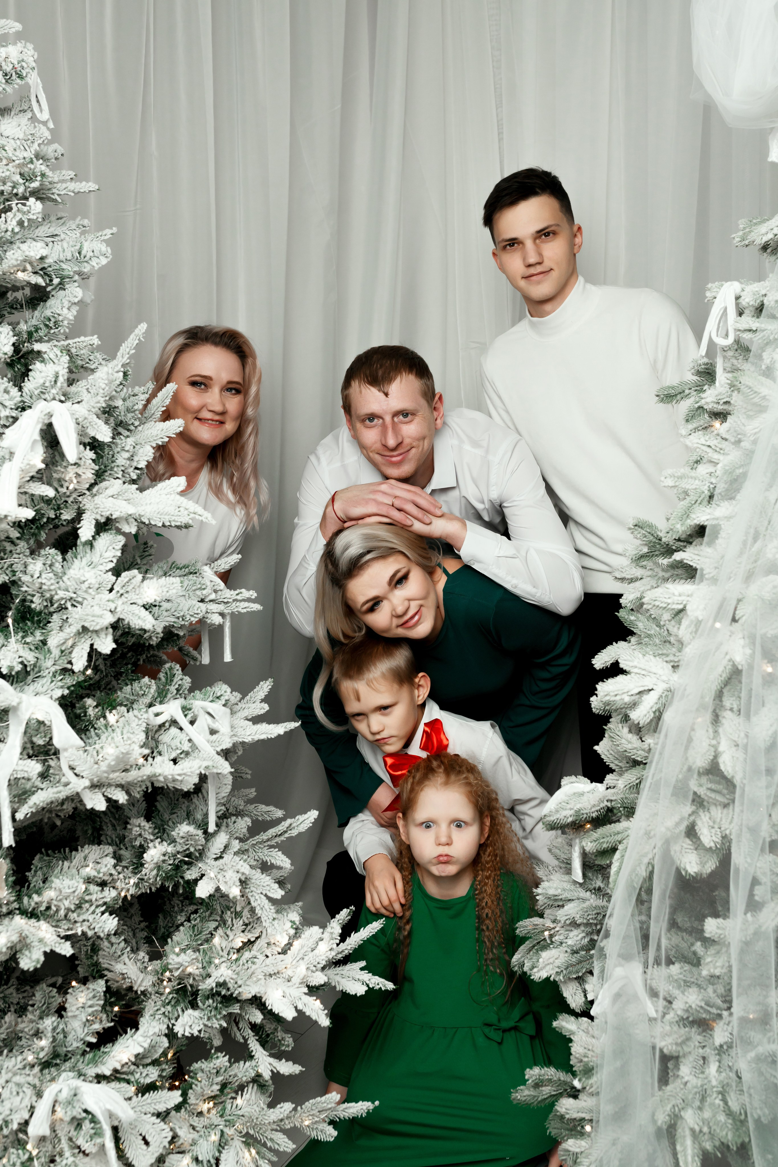 Новогодняя фотосессия в Family studio. Фотограф Ким Наталья в Красноярске