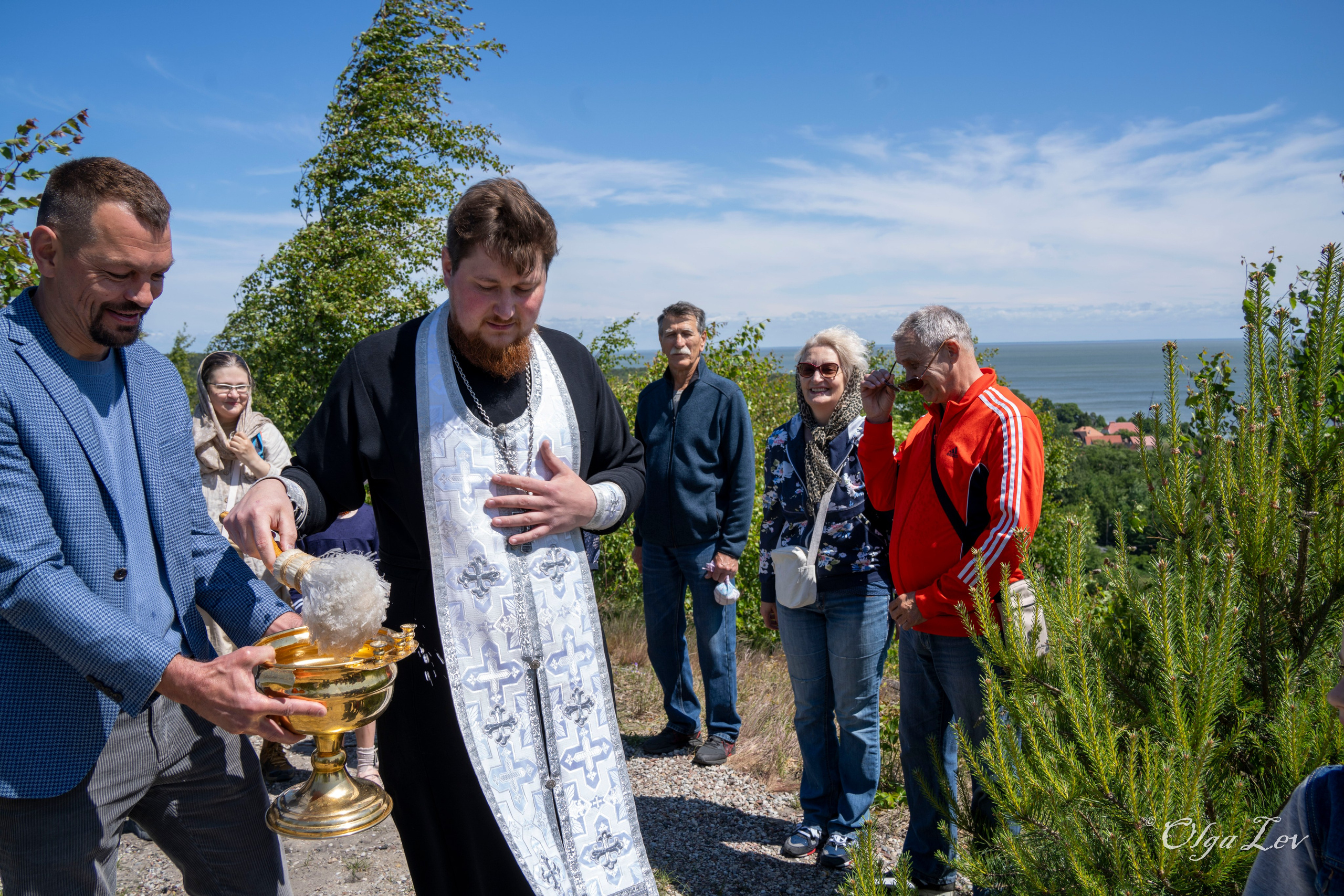 Освящение Поклонного Креста в поселке Морское Калининградской области. Сфотографируй мою душу!