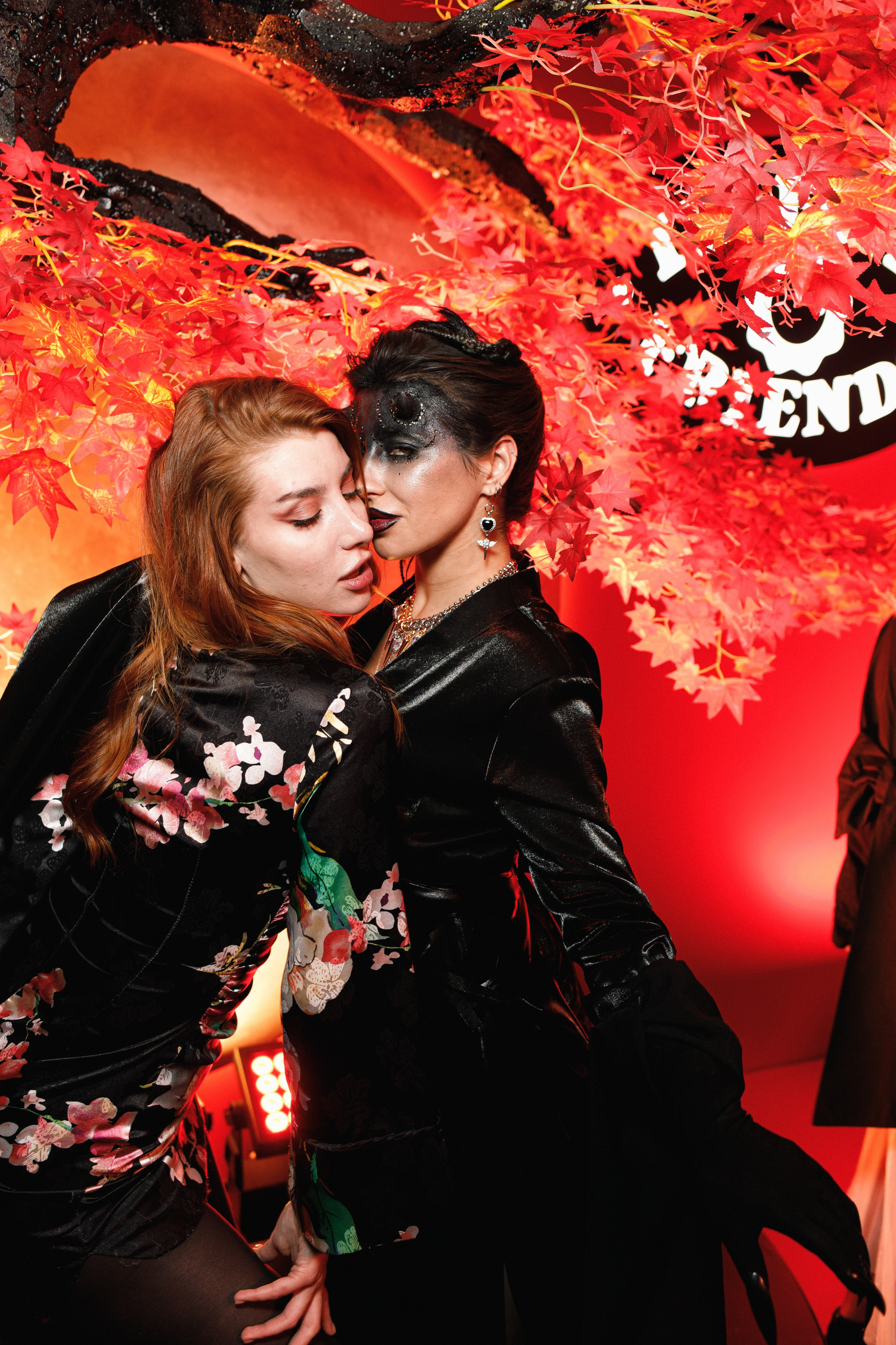 ILLEGAL FRIENDS | ASIA. СВОИ. ФОТООТЧЕТЫ-СОБЫТИЯ-МЕСТА