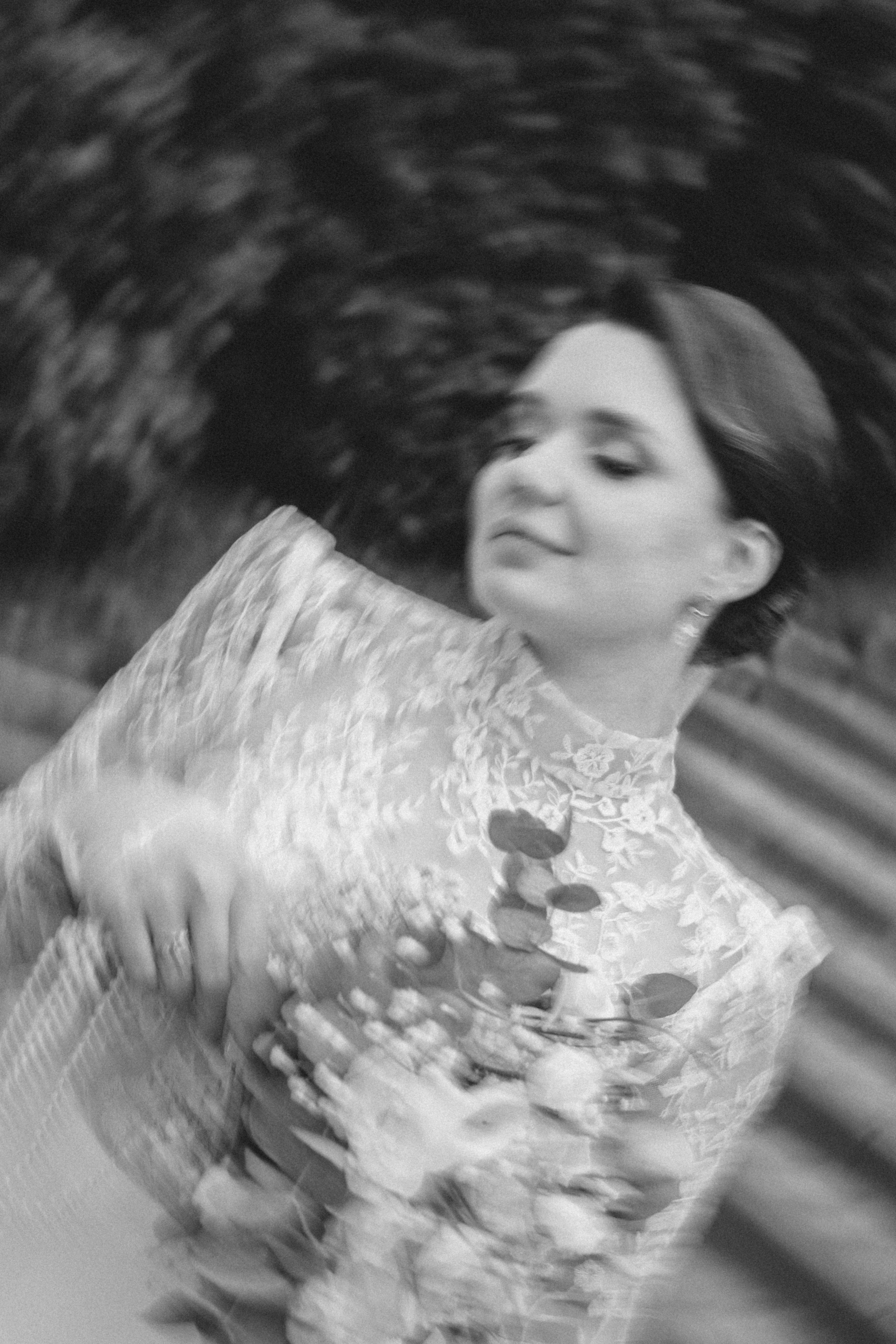 А ВНУТРИ — УРАГАН