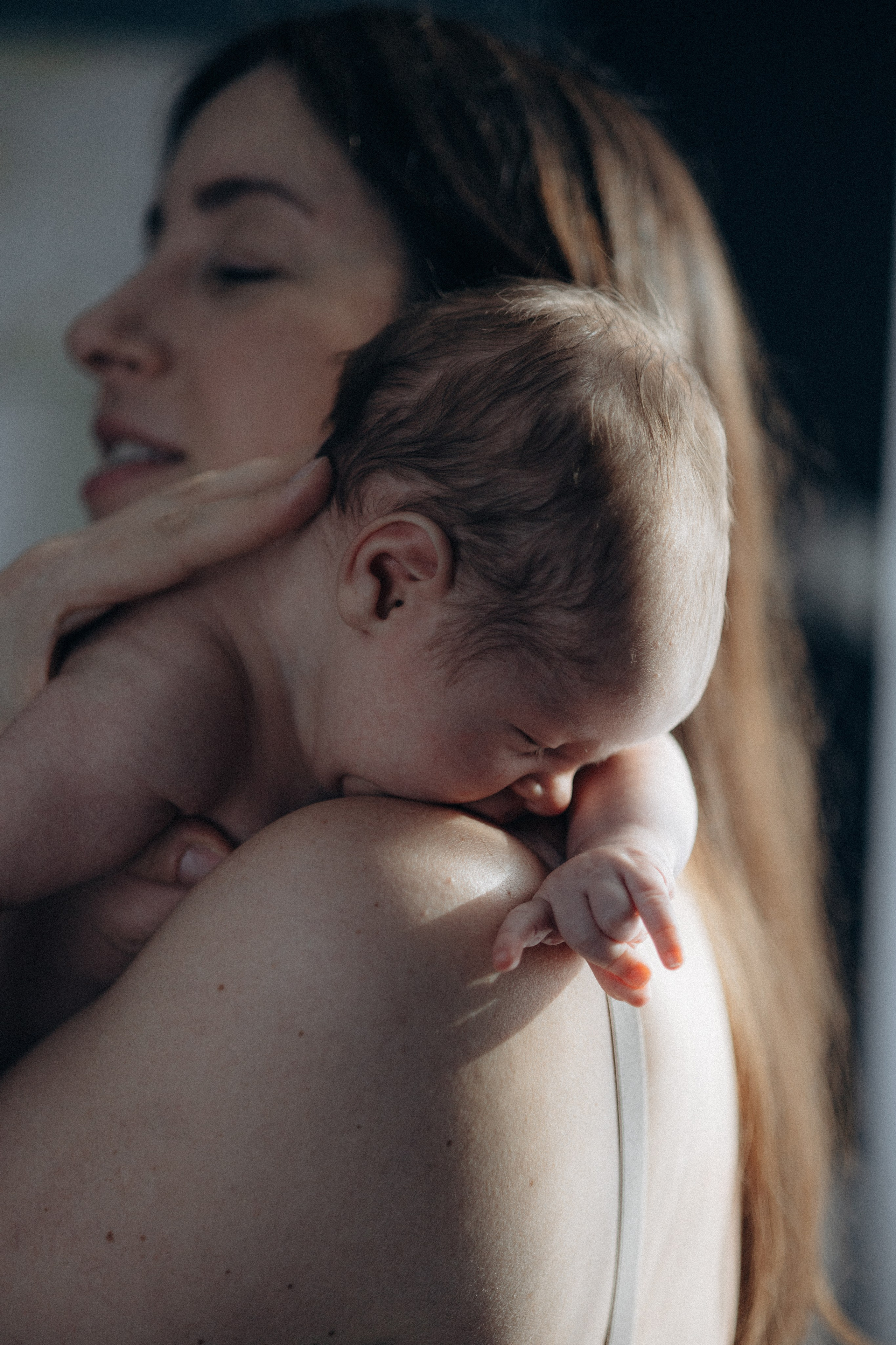 Нежно о материнстве. Савицкая Катя фотограф во Владивостоке и Южно-Сахалинске