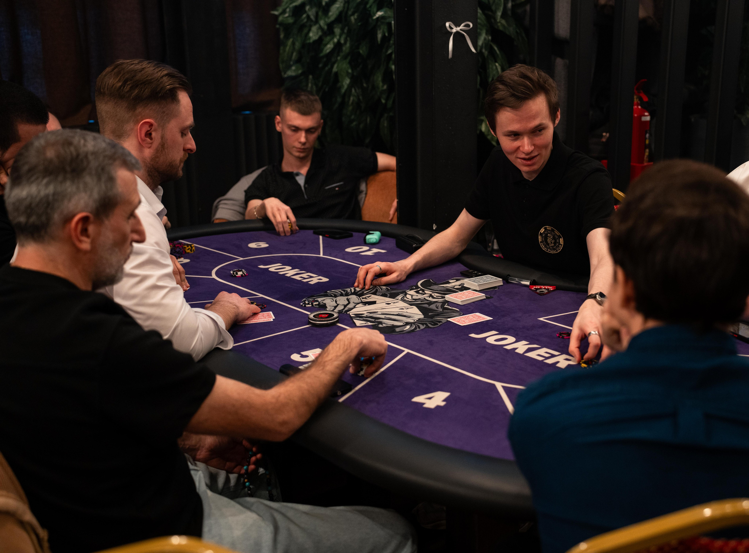 Joker Poker Club 01.03.2026. Коммерческий и художественный фотограф и видеограф в Москве Арсений Тургенев