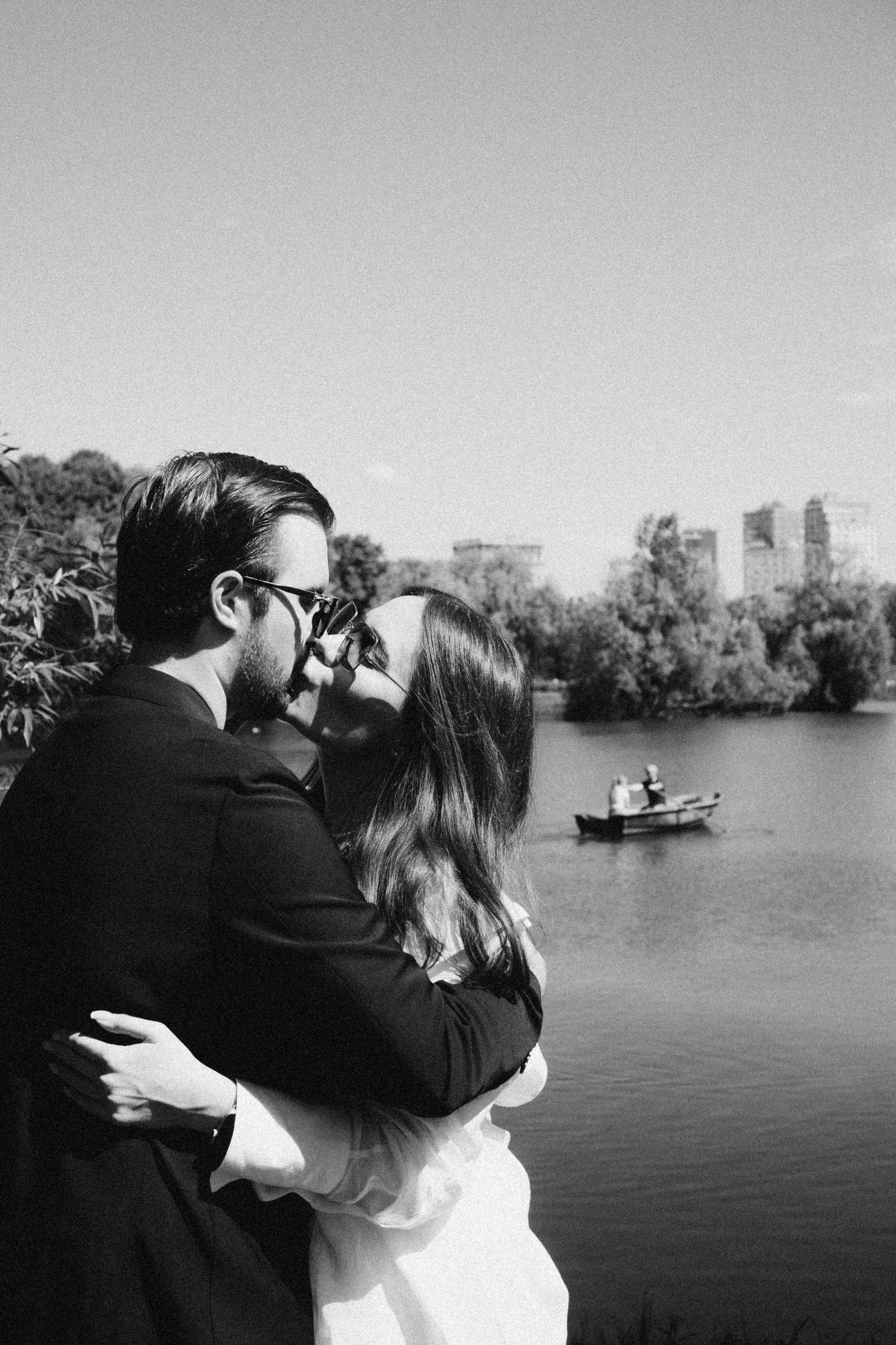 СВАДЕБНАЯ СЬЕМКА В ПАРКЕ ПОБЕДЫ И ПРОГУЛКА ПО МОСКОВСКОМУ ПРОСПЕКТУ. Профессиональный фотограф, Санкт-Петербург — Виктория Богомолова