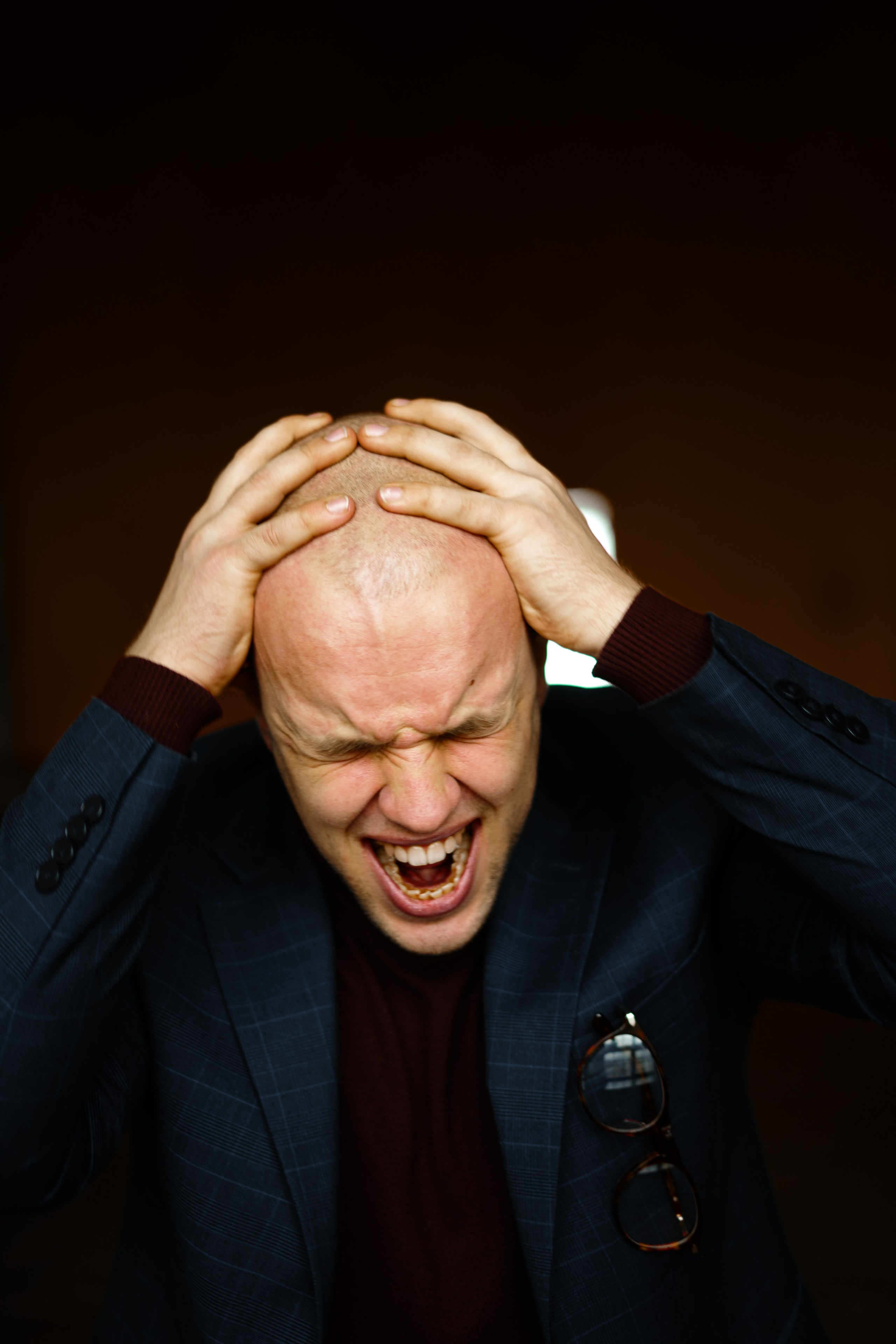 Кирилл студия