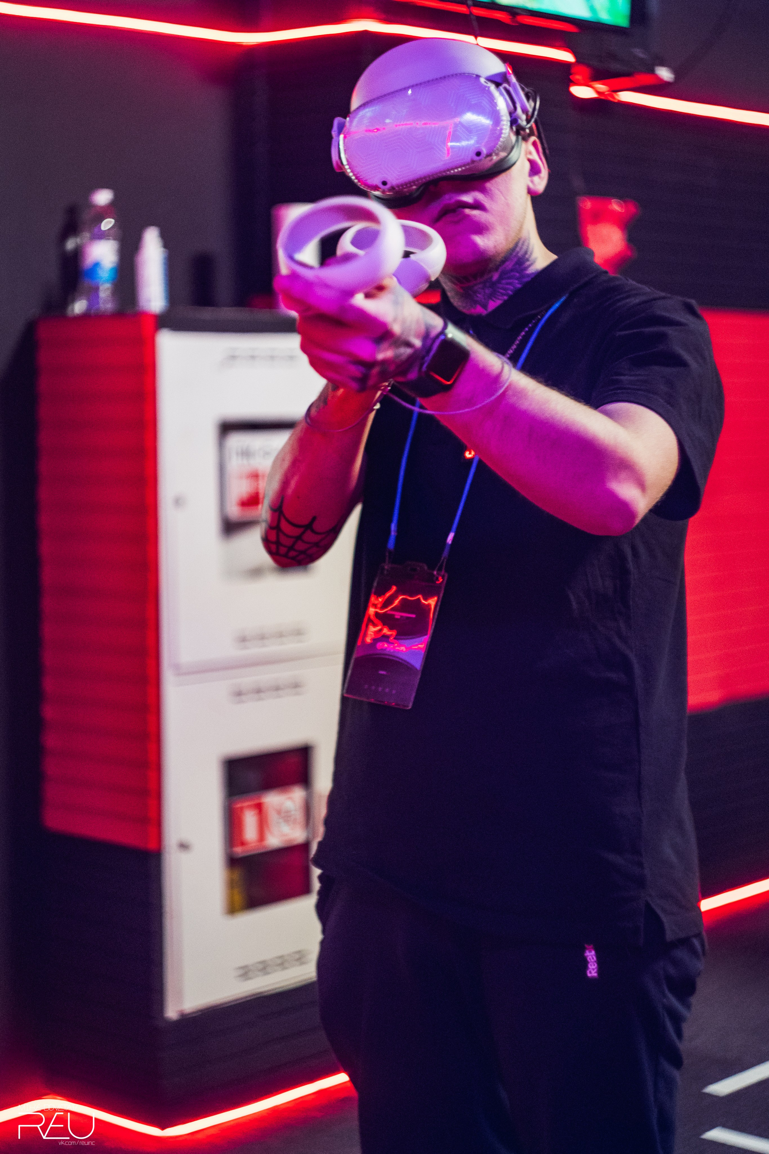 ТУРНИР ПО VR. Mike Dovetail | Портретный и репортажный фотограф