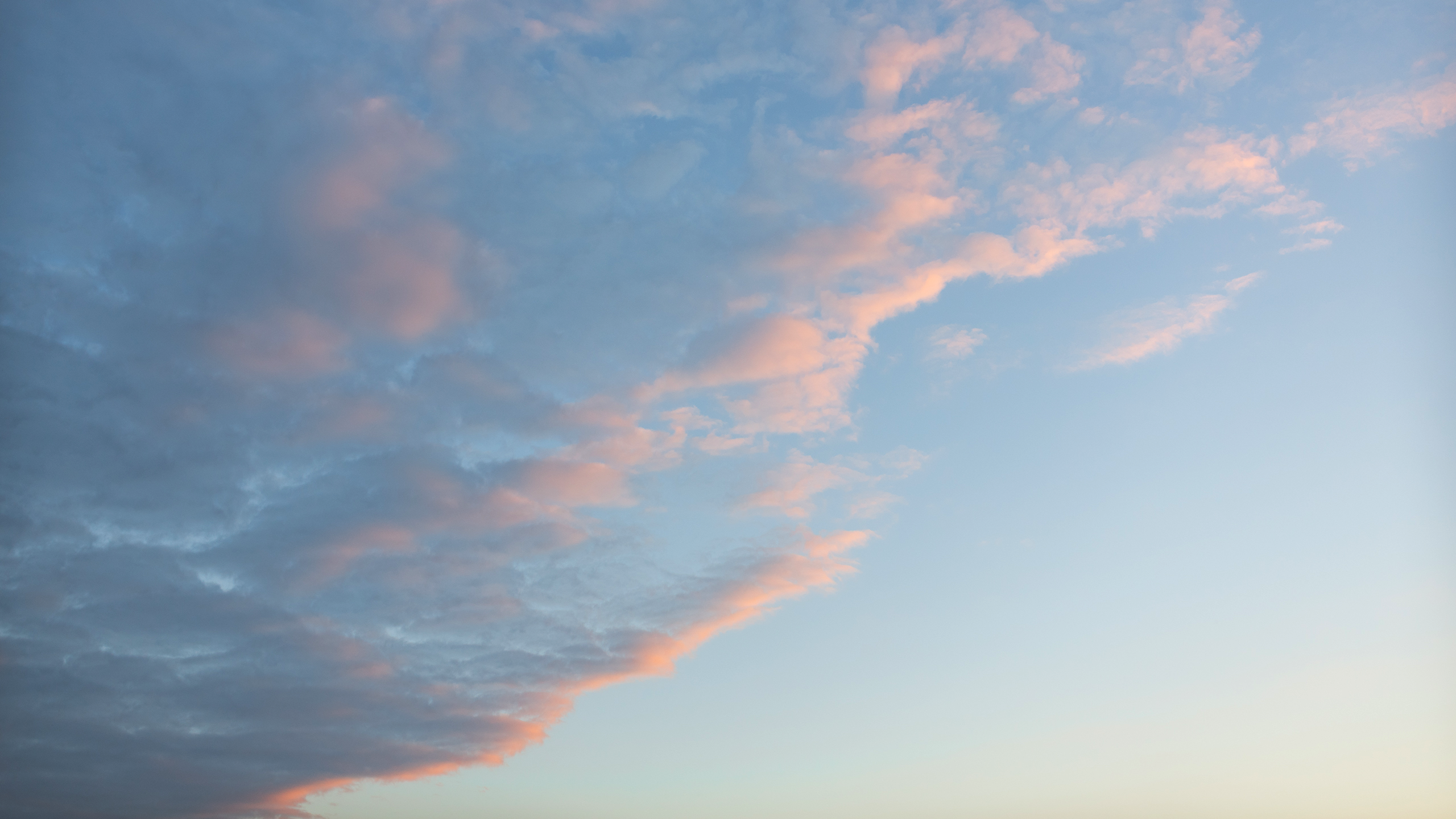 Небо видело всё. Komonev