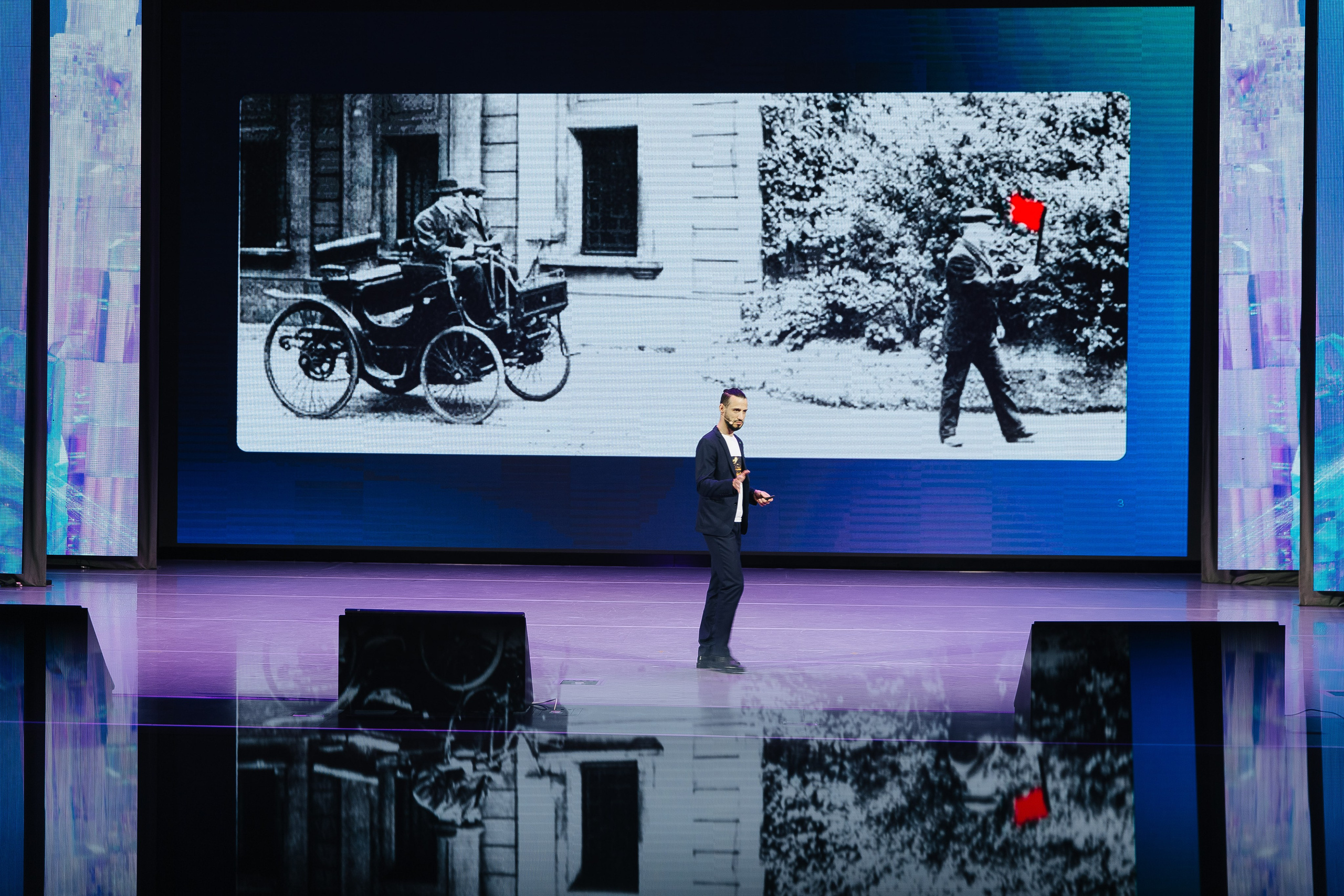 Сбер лекция по ИИ. Фотограф в Красноярске Любовь Малеева