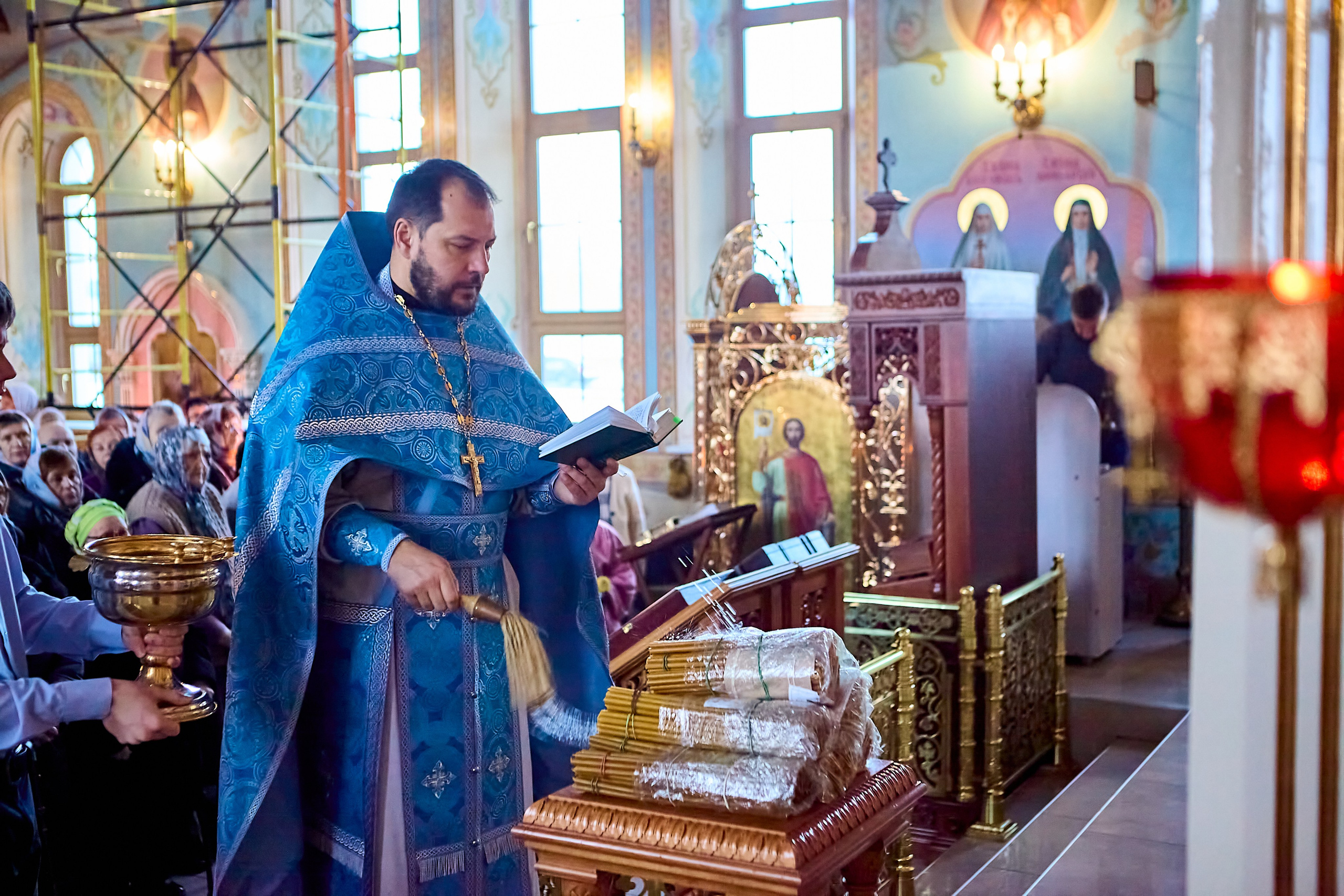 Праздник Сретения Господа нашего Иисуса Христа от православного портретного фотографа Николая Голованова 