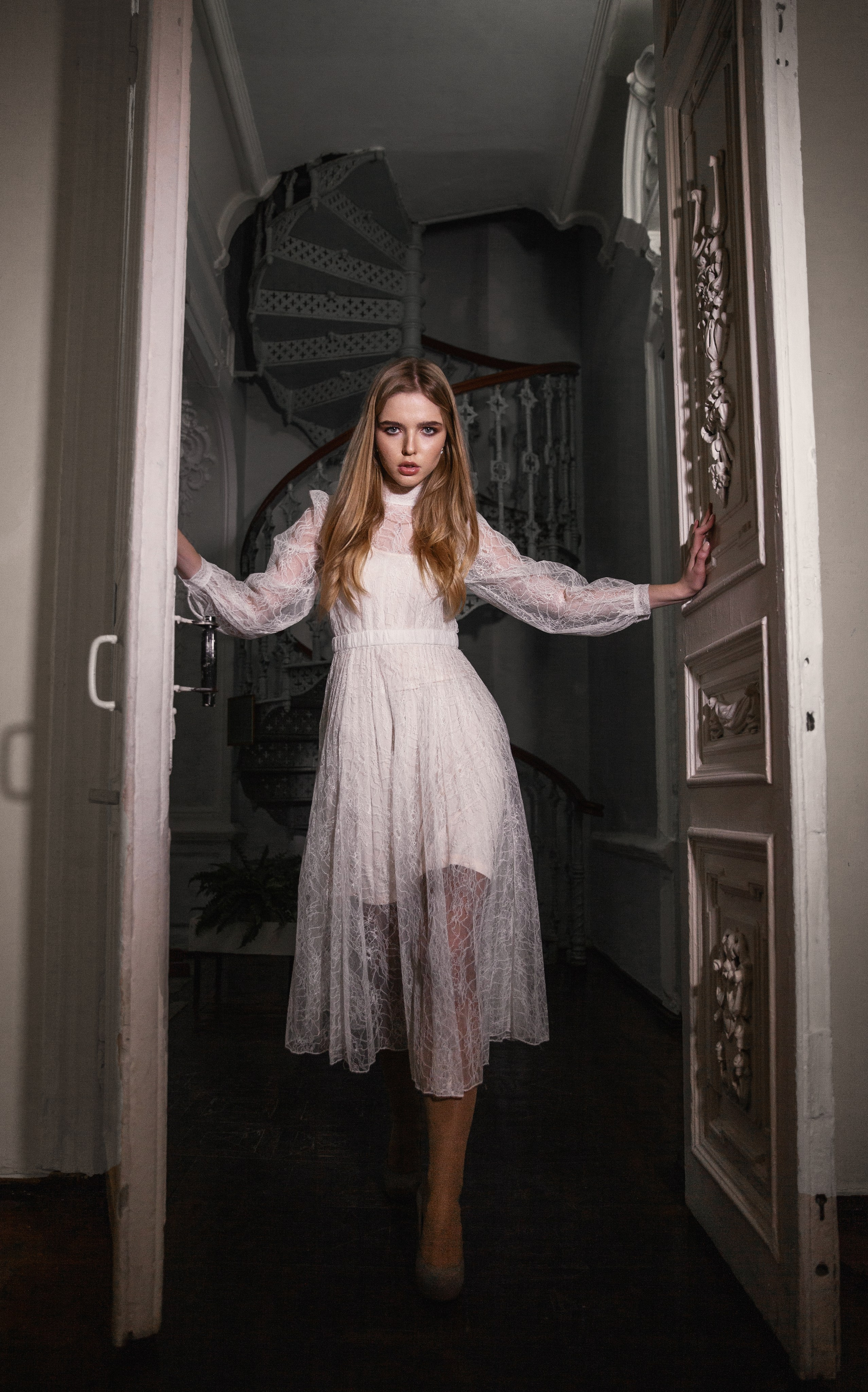 Showroom Campaign — Farmad Brand. Anastasia Lanina — Fashion & Portrait Photographer in Bodrum