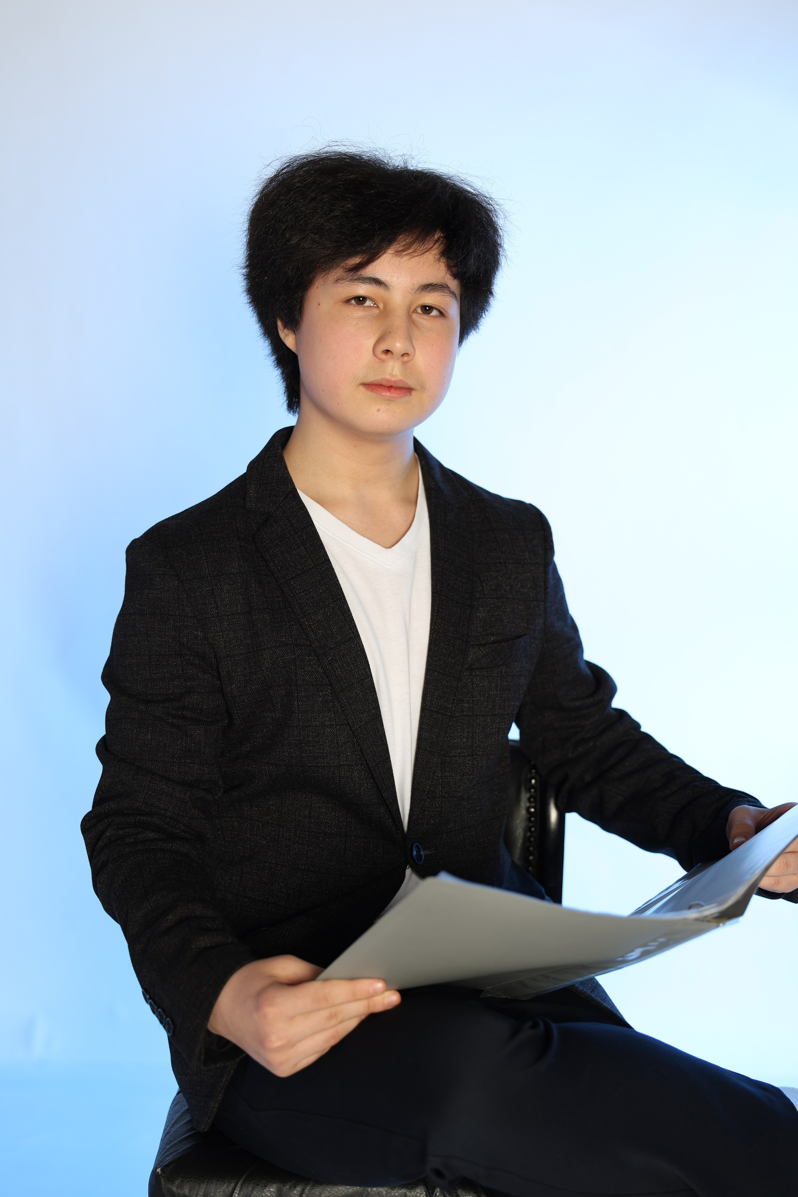 Школьная фотосессия в студии. Фотограф фотосалон SO! photo&video город Находка Приморский край