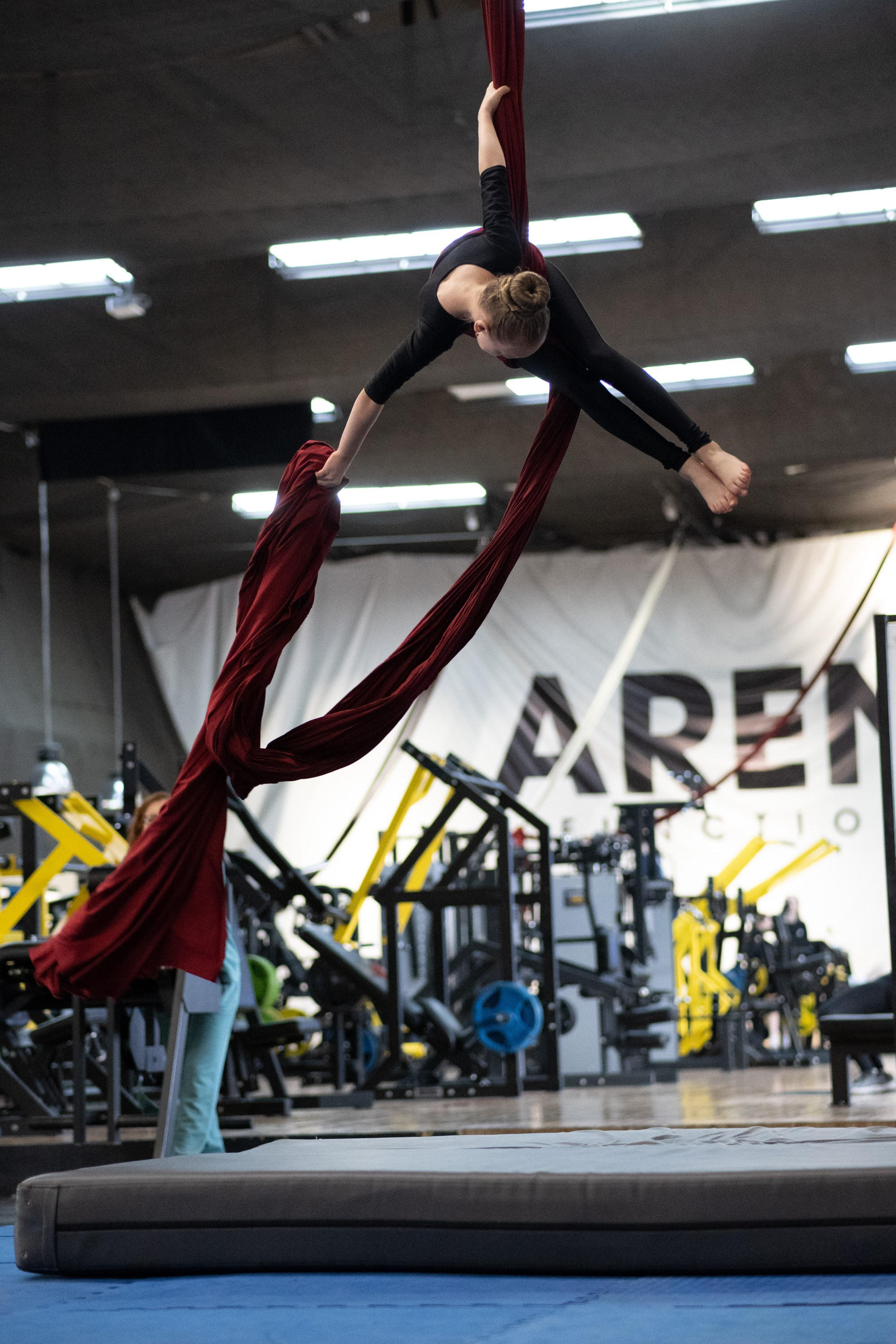 Внутриклубные соревнования по воздушной гимнастике 02.04.23