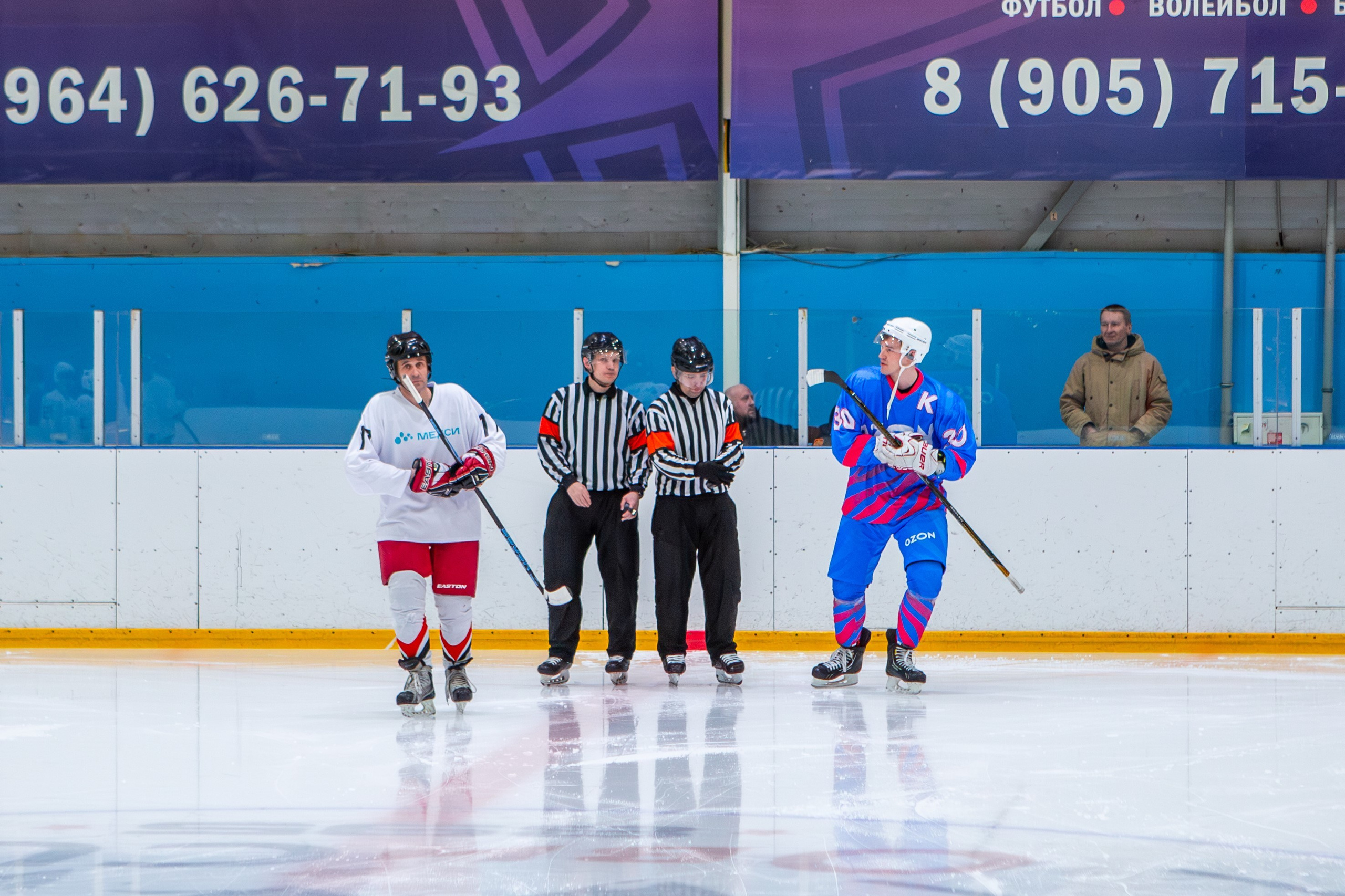 Чемпионат по хоккею. Репортажный, семейный, свадебный, портретный фотограф
