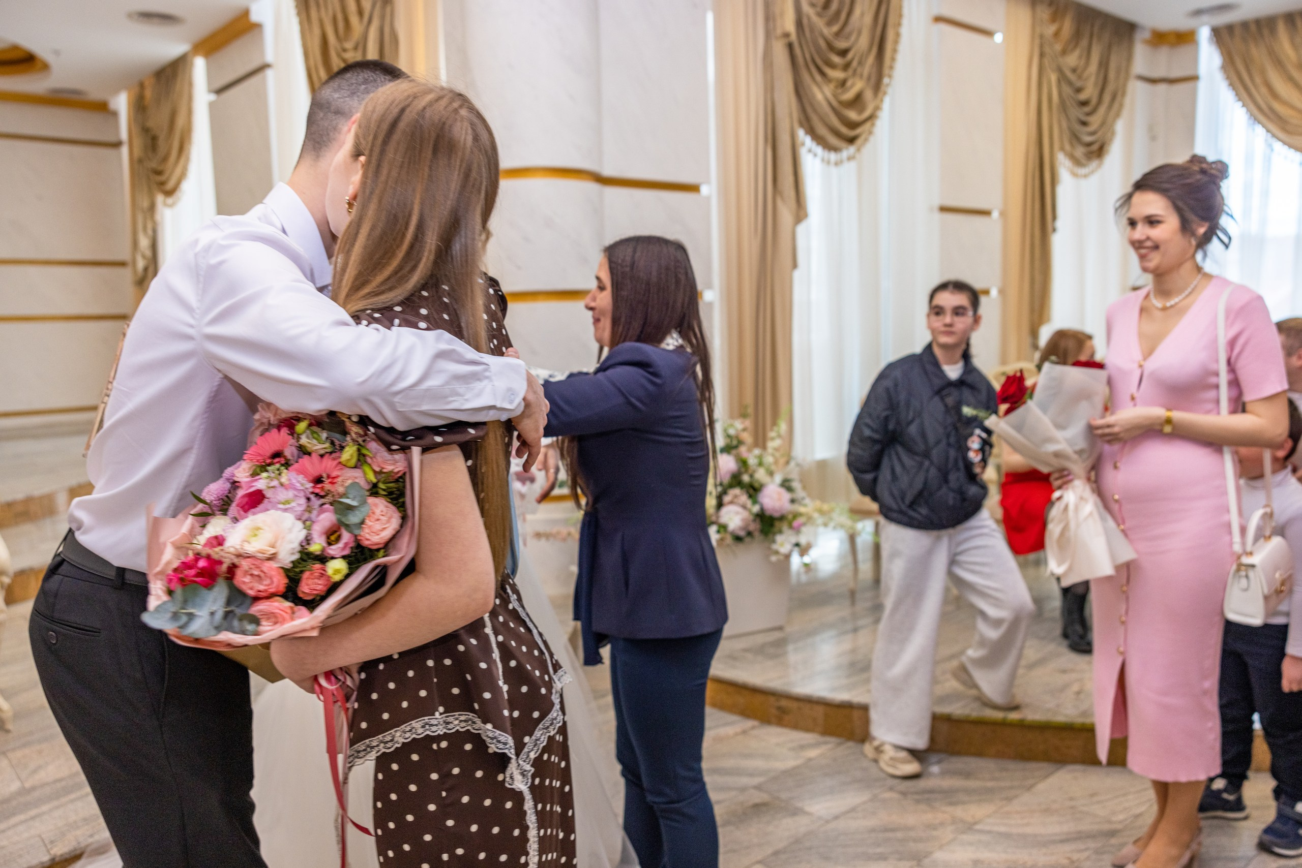 Пример одной свадьбы ЗАГС, ресторан. Фотограф в Туле Крупский АнДРей. Фотостудия «КАДР71» в Туле
