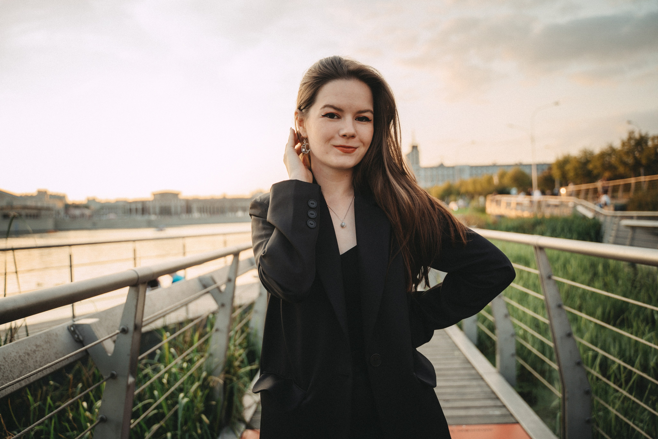 Ева. Главная