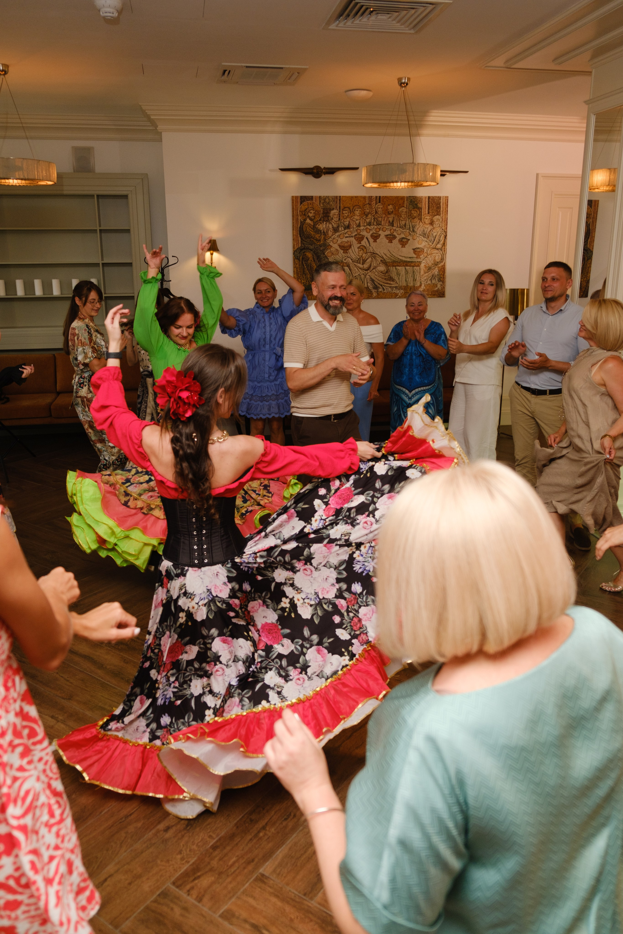 Фотограф на юбилей в Крыму | Съемка дня рождения | Илья Желдак. Профессиональная фотосъемка в Крыму. Натуральные эмоции и живые кадры. Забронируйте дату прямо сейчас!