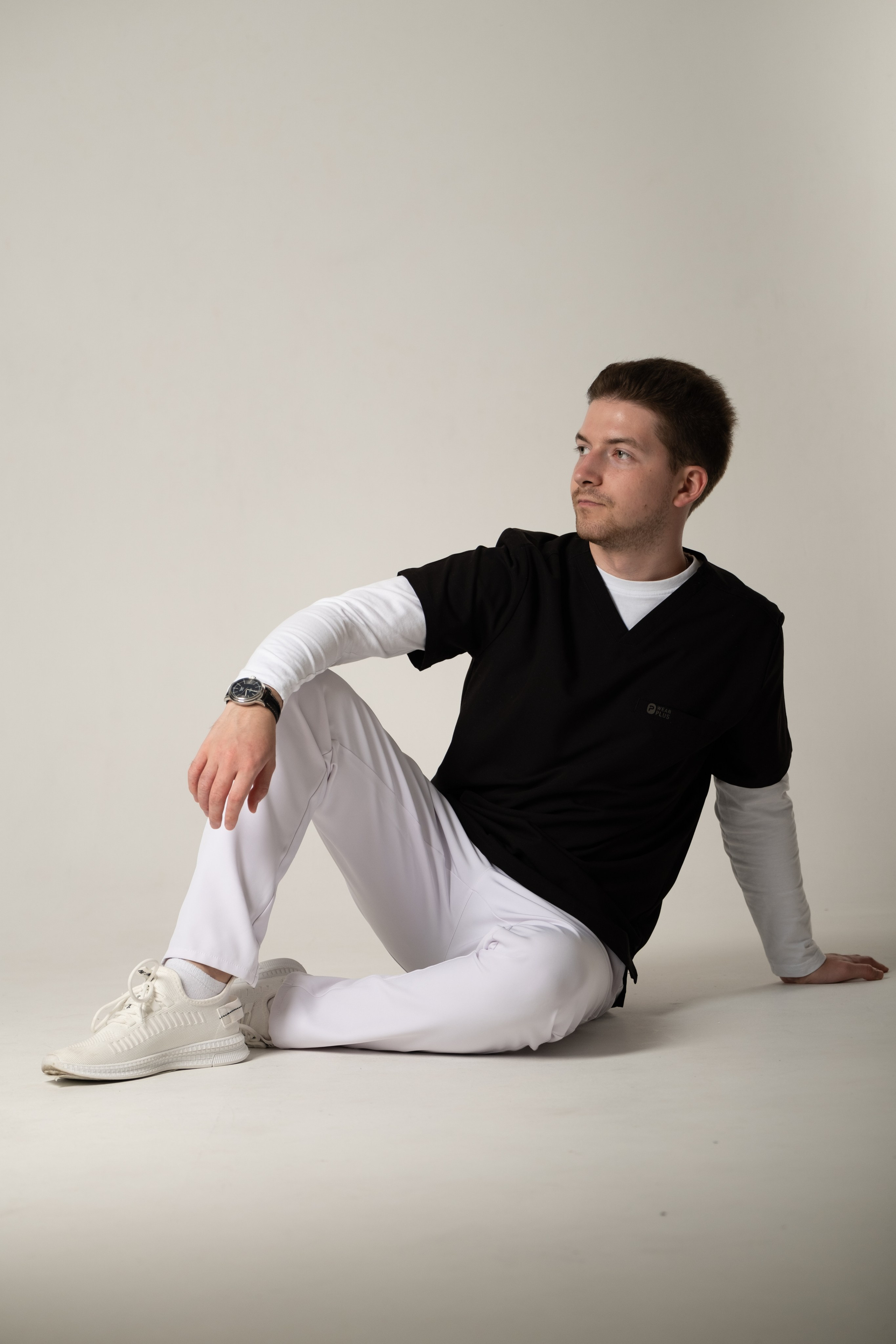 Бизнес портрет, контент-фотограф. Профессиональная фотосъемка в Крыму. Натуральные эмоции и живые кадры. Забронируйте дату прямо сейчас!