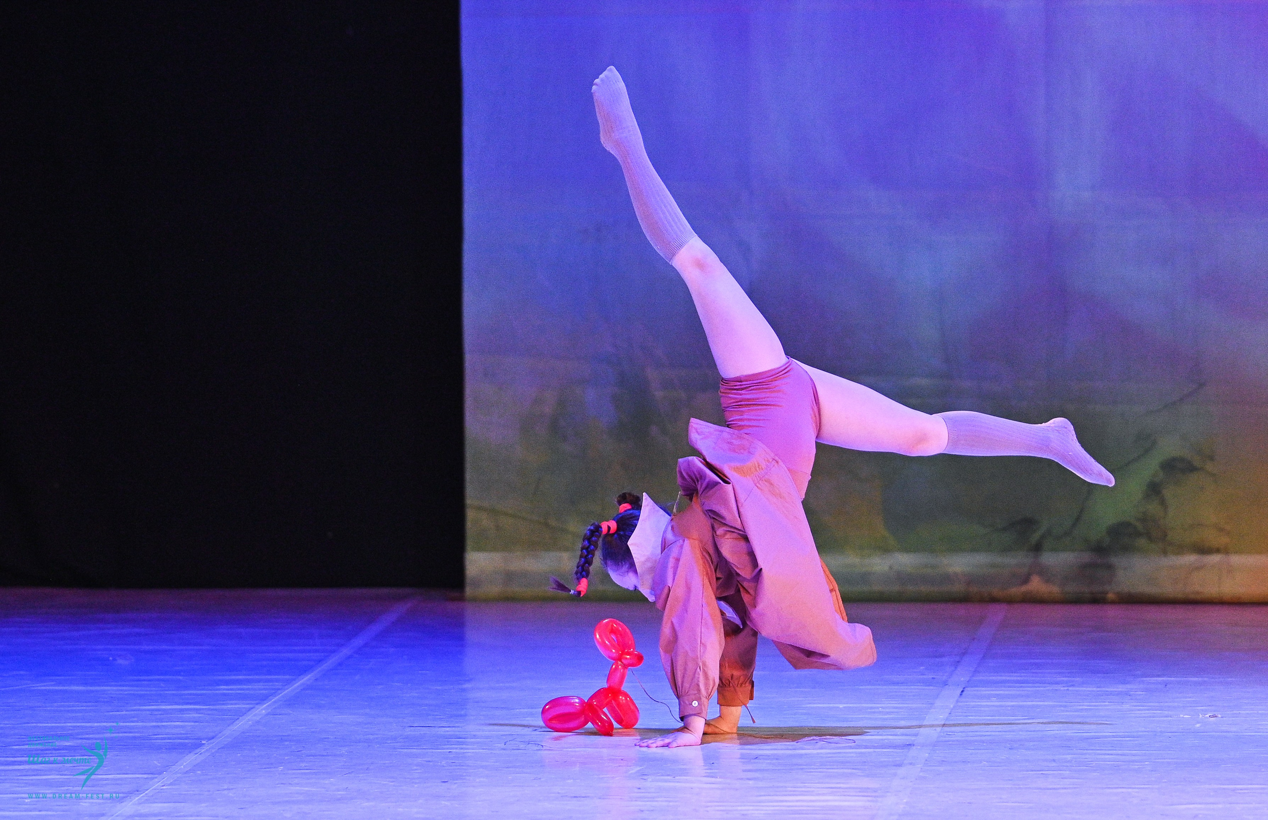 12.04.2025 Фестивальное движение «Шаг к мечте» г. Москва. Медиастудия Фото Концепт