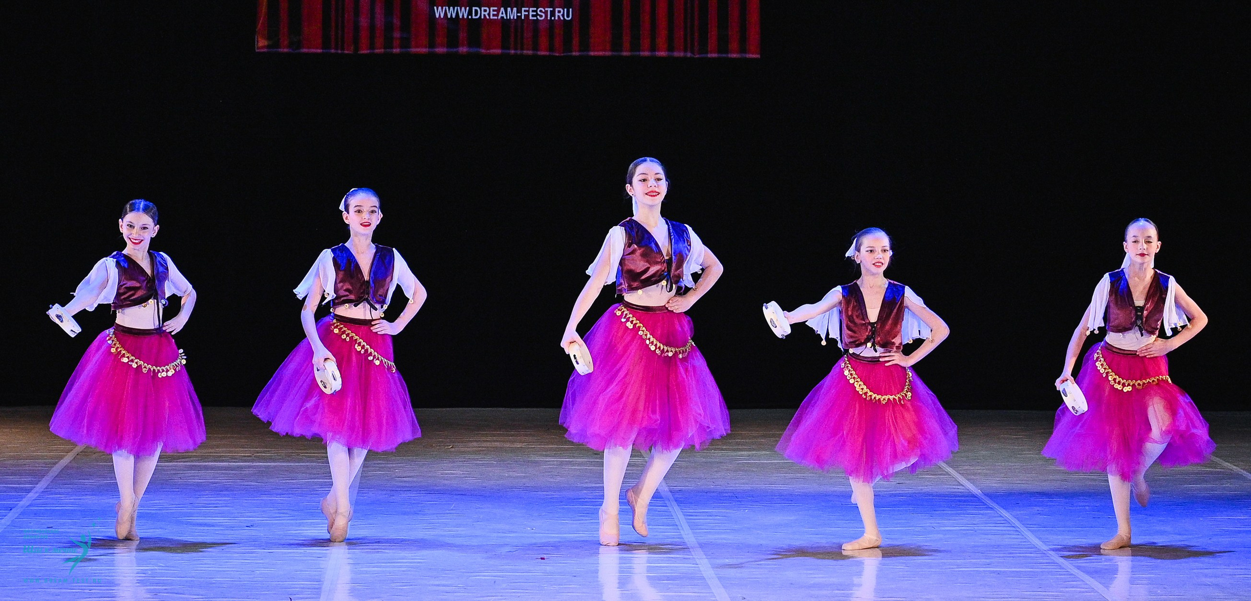 15.03.2025 «Моя Сцена» Фестивальное движение «Шаг к мечте» г. Москва. Медиастудия Фото Концепт