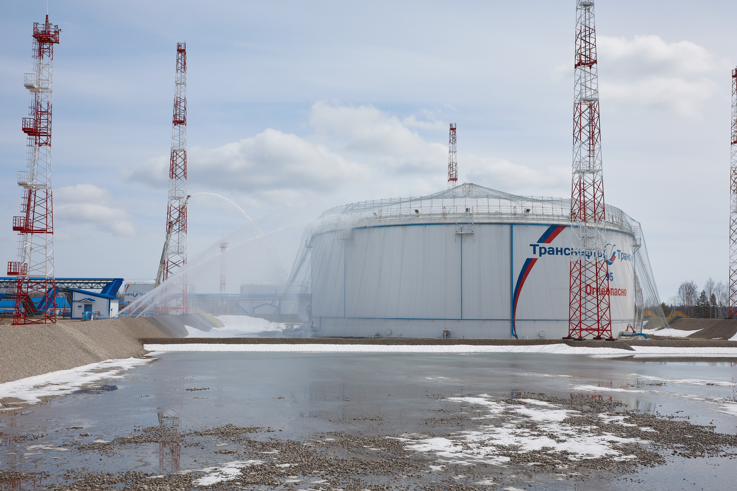 Учения по пожарной безопасности. Мое имя Раиль. Я репортажный фотограф в Казани, так же мой любимый жанр — свадебный фотограф