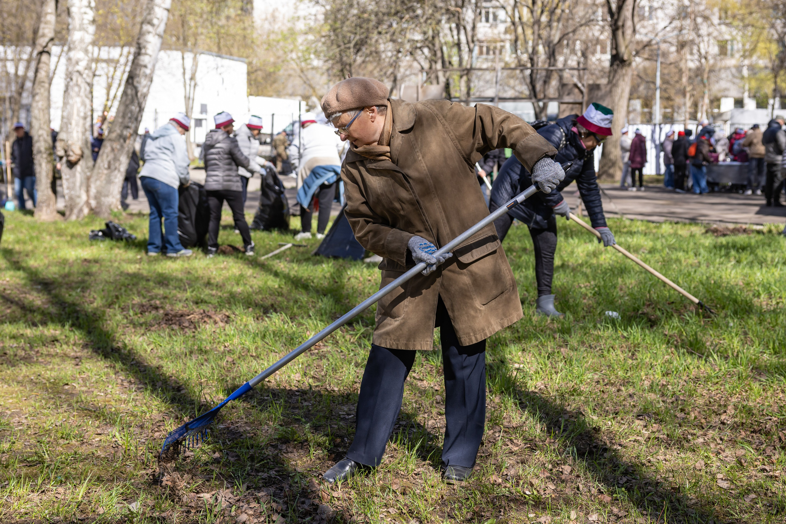 «Субботник поколений». Фотограф Владимир Охрименко