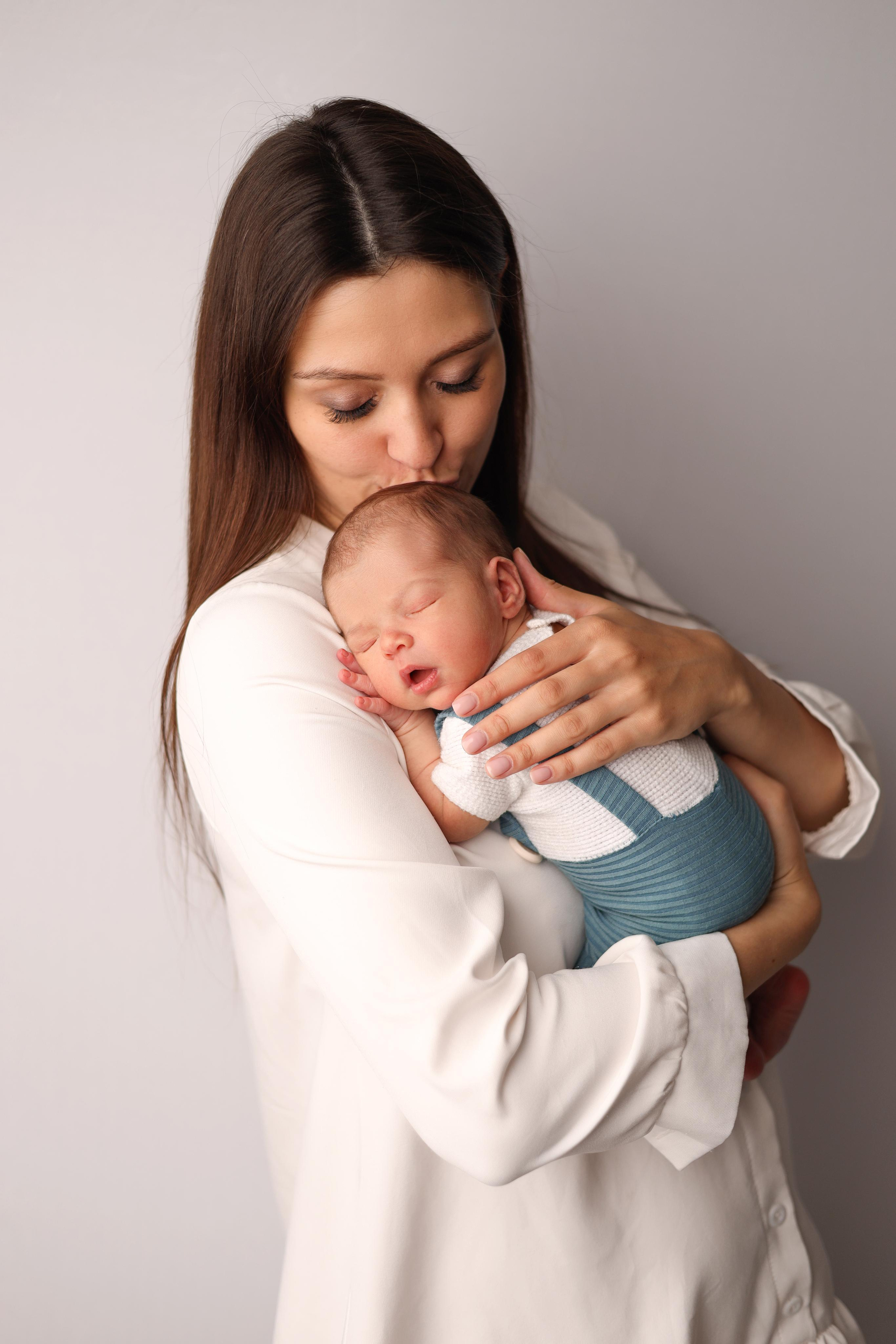 Ньюборн фотосессия Мишеньки. Фотограф новорожденных Москва. Ньюборн фотограф Москва