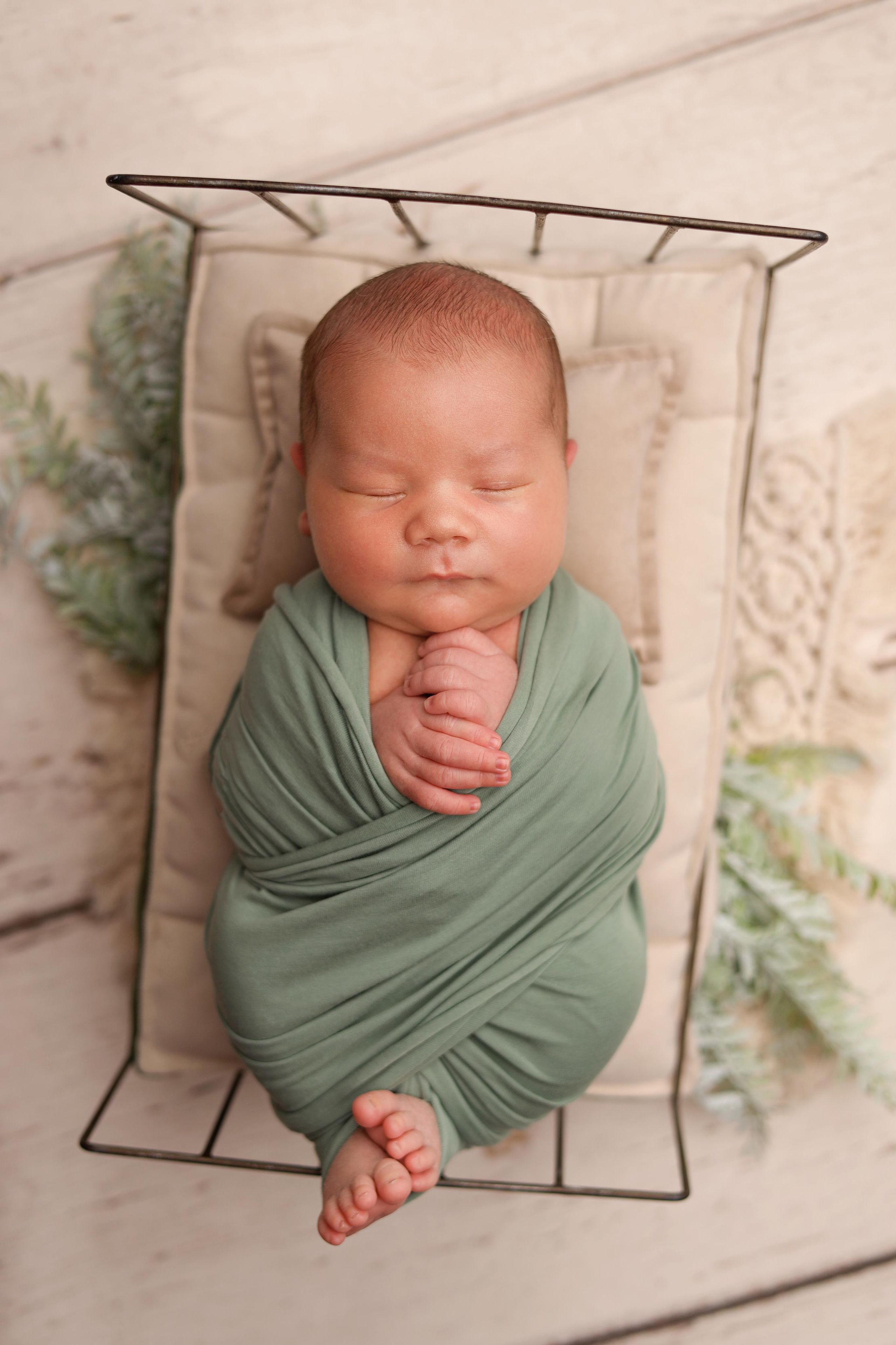 Ньюборн съемка Давида, оптимальный пакет. Фотограф новорожденных Москва. Ньюборн фотограф Москва