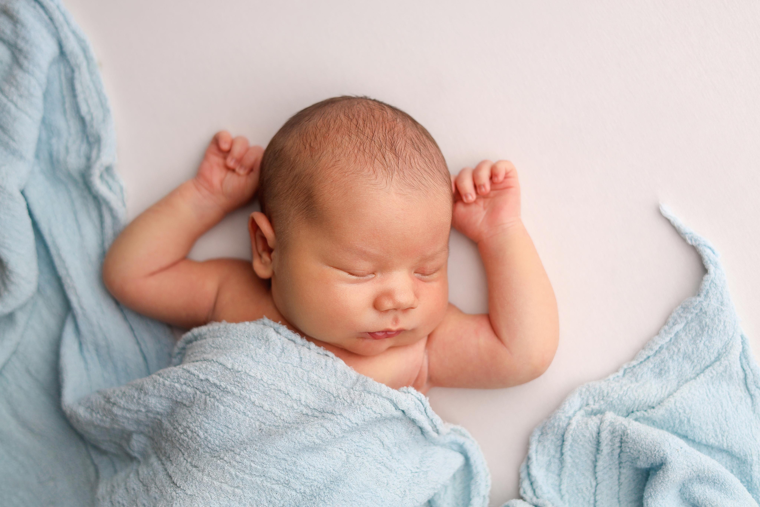 Ньюборн съемка Давида, оптимальный пакет. Фотограф новорожденных Москва. Ньюборн фотограф Москва