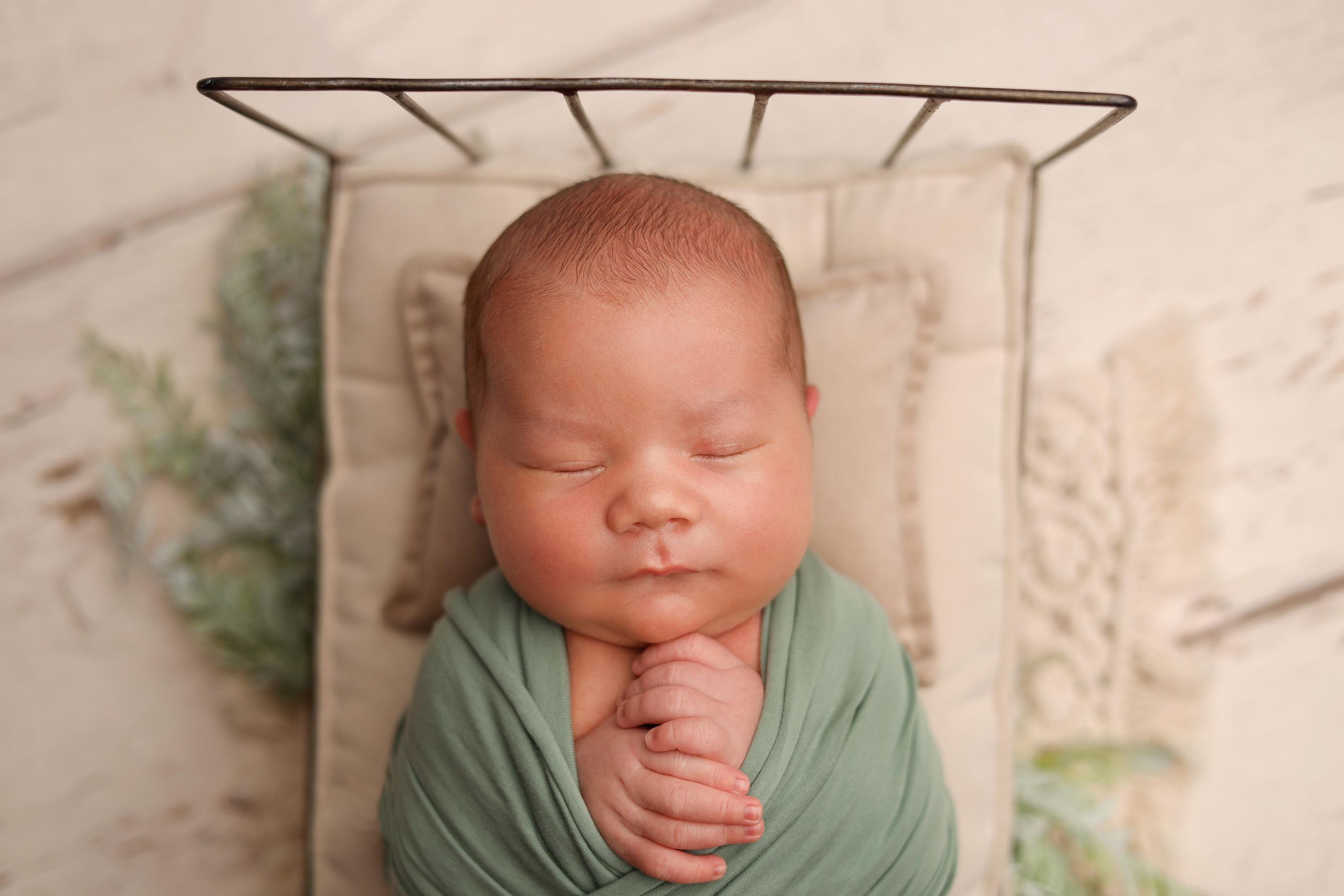 Ньюборн съемка Давида, оптимальный пакет. Фотограф новорожденных Москва. Ньюборн фотограф Москва