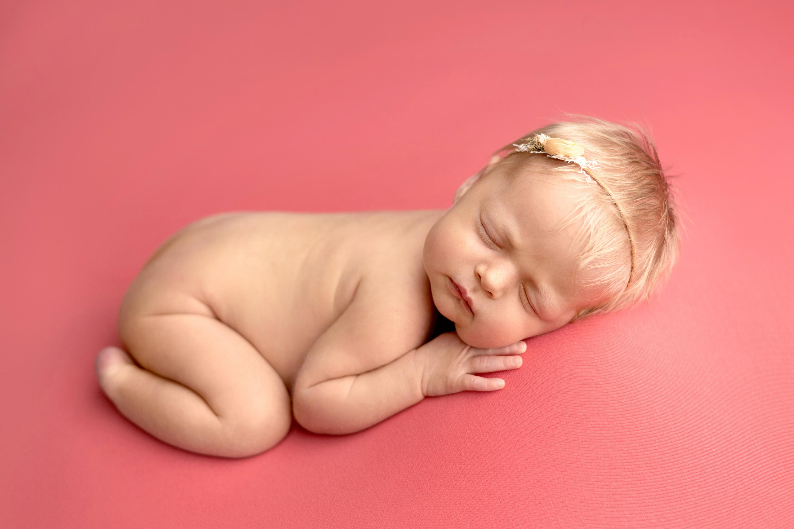 Фотосъемка новорожденной девочки Вероники. Фотограф новорожденных Москва. Ньюборн фотограф Москва