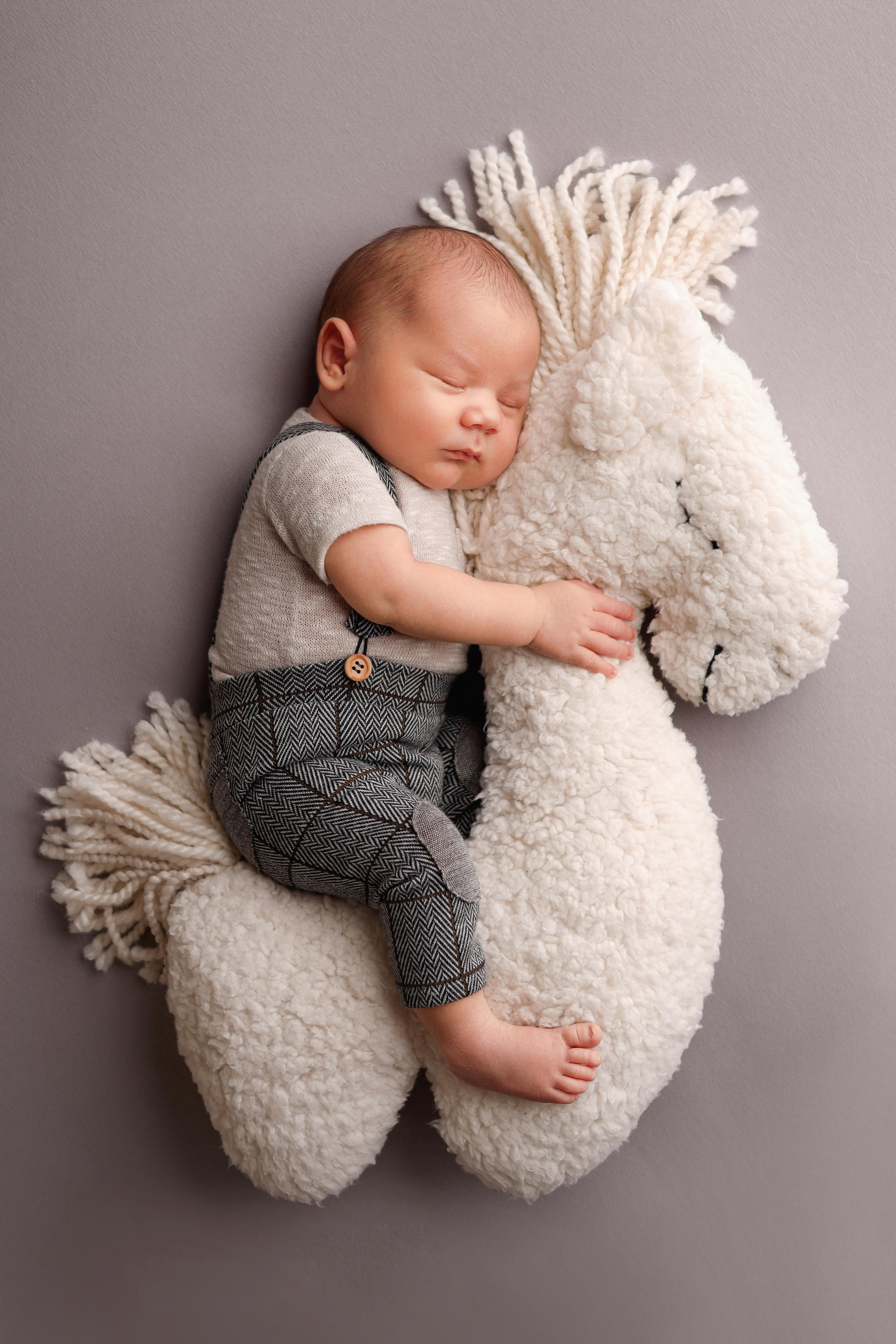 Ньюборн съемка Давида, оптимальный пакет. Фотограф новорожденных Москва. Ньюборн фотограф Москва