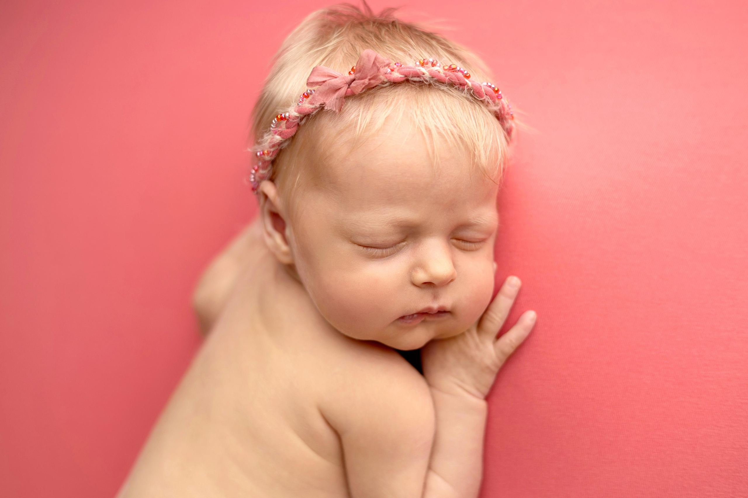 Фотосъемка новорожденной девочки Вероники. Фотограф новорожденных Москва. Ньюборн фотограф Москва